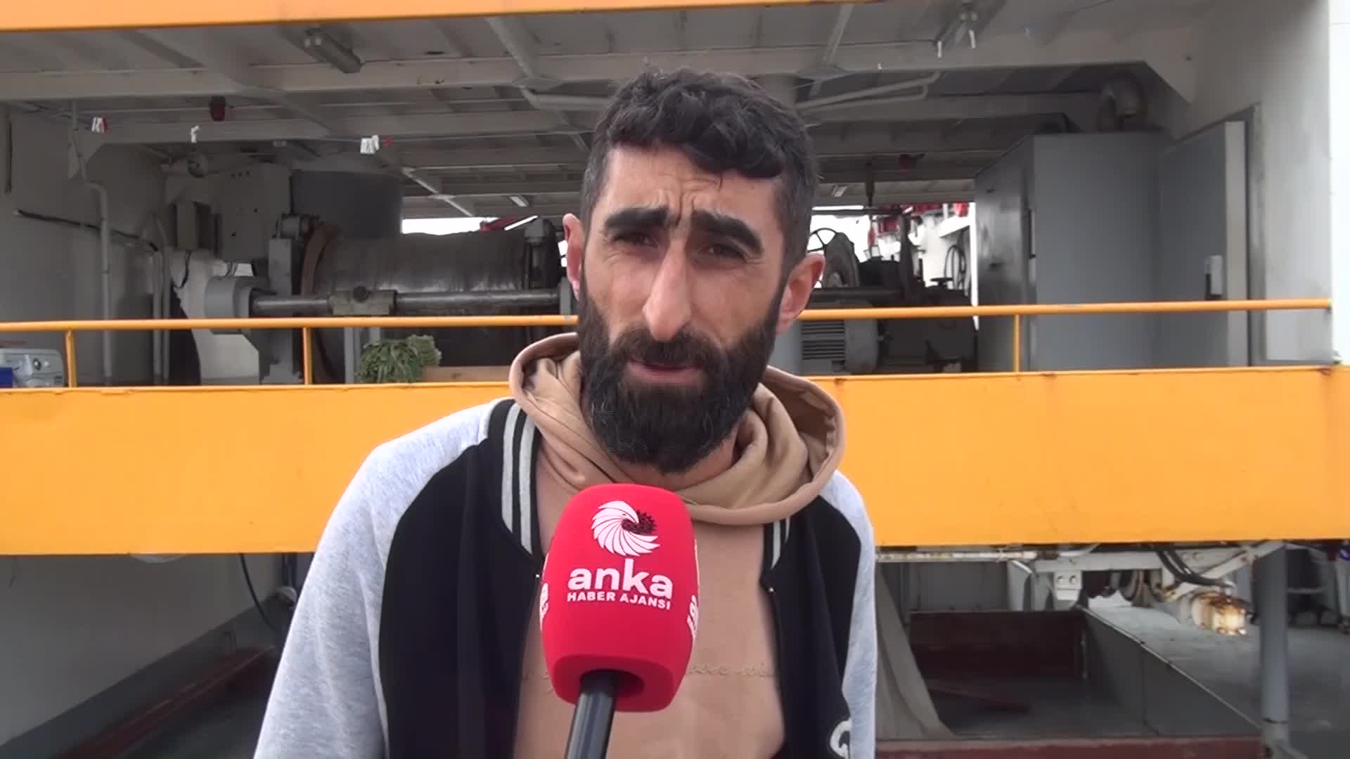SİNOPLU BALIKÇILAR MAZOT FİYATINDAN ŞİKAYETÇİ: "FİYATLAR ÇOK YÜKSEK. İŞİN İÇİNDEN ÇIKAMIYORUZ"