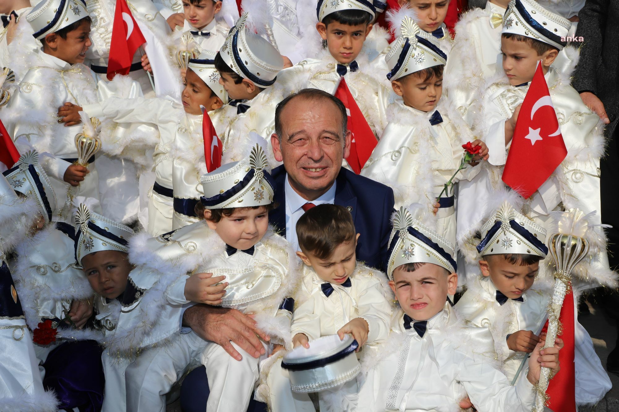 TURGUTLU BELEDİYESİ 2. TOPLU SÜNNET ŞÖLENİ İÇİN KAYITLAR DEVAM EDİYOR