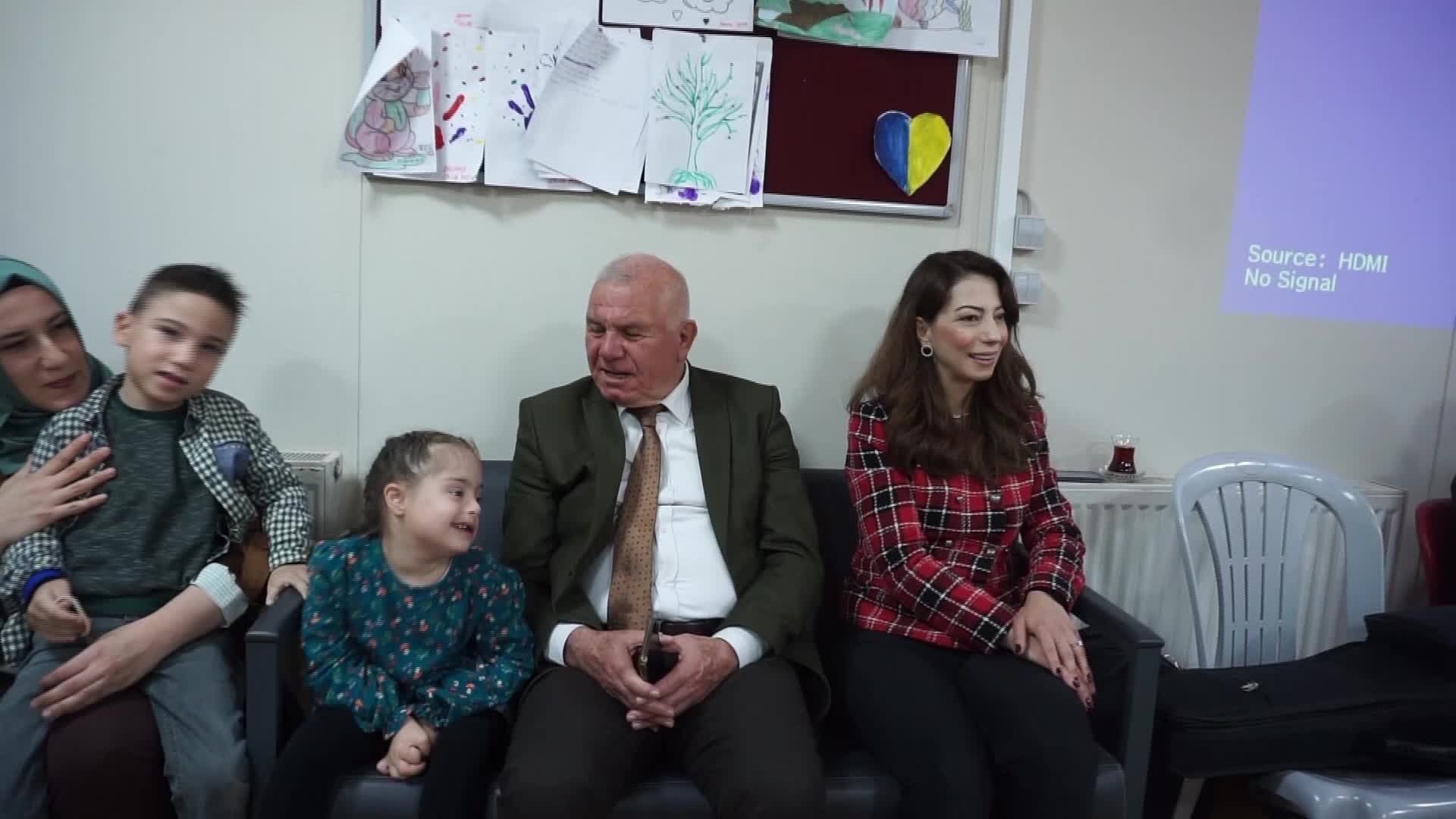 KEMALPAŞA’DA ENGELLER SEVGİYLE AŞILIYOR