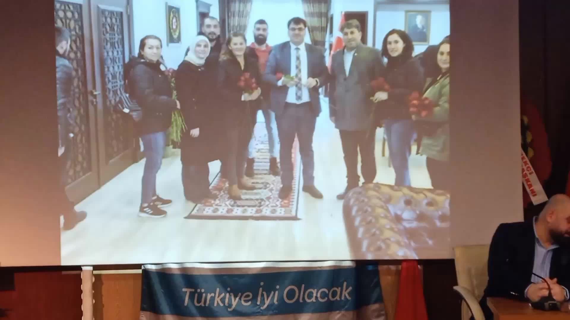 YAVUZ AĞIRALİOĞLU: "YAKACAK TEZEKTEN VE YİYECEK SOĞANDAN BAŞKA BİR ŞEY BIRAKMADINIZ"