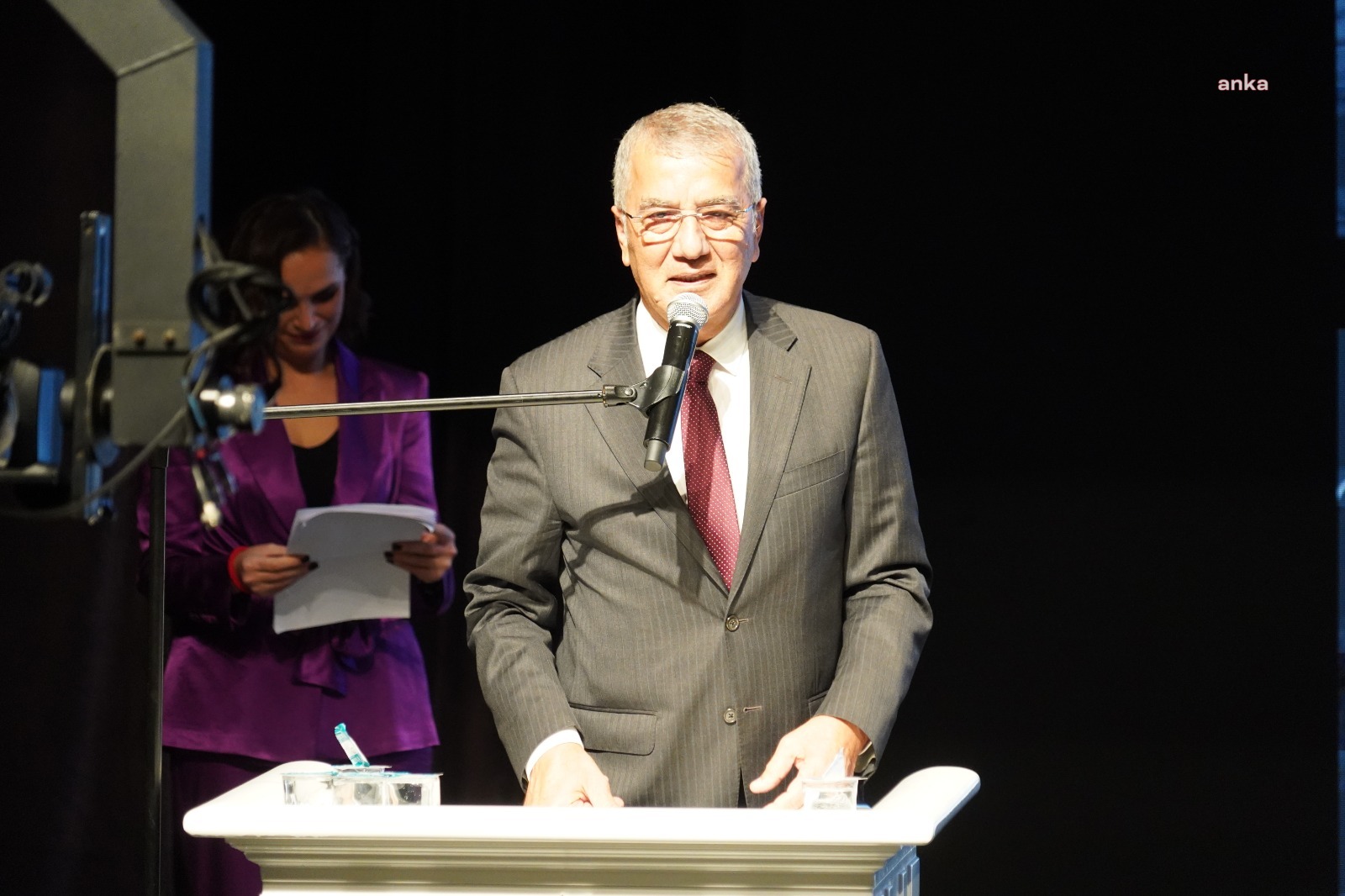 MEZİTLİ BELEDİYESİ'NE ‘CİNSİYET EŞİTLİKÇİ DÖNÜŞÜM ÖDÜLÜ’