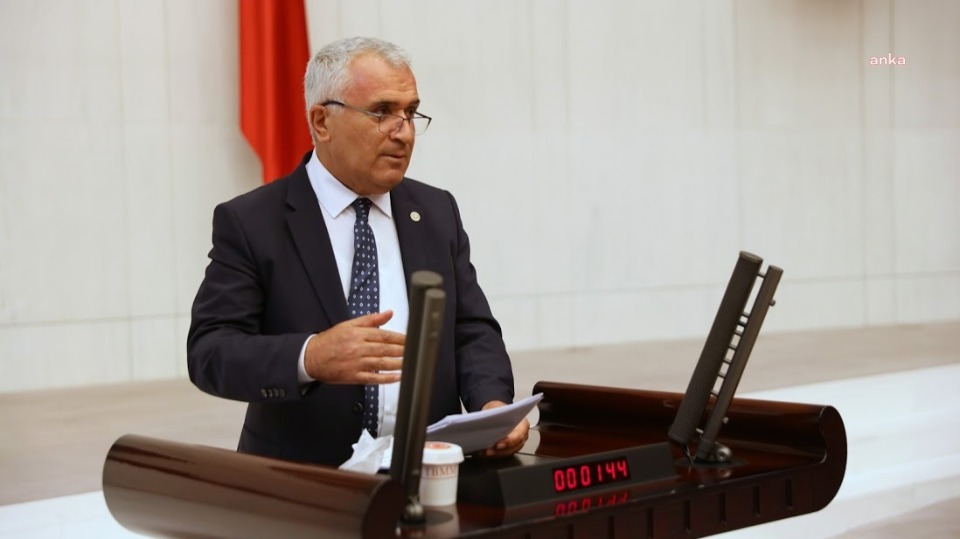 NİHAT YEŞİL, UYUŞTURUCU SORUNUNUN ARAŞTIRILMASINI ÖNERDİ: “ÜLKEMİZİN UYUŞTURUCU ÜRETİM TESİSİ HALİNE GETİRİLMEYE ÇALIŞILDIĞI AÇIKTIR”