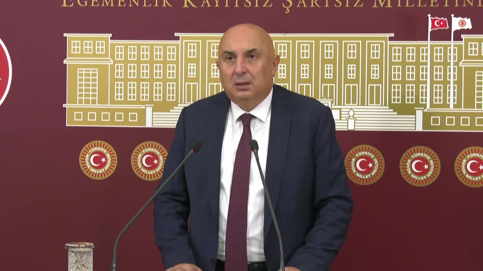 ENGİN ÖZKOÇ'TAN HÜSEYİN ÖRS'E YUMRUK ATILMASINA TEPKİ: "BUNUN HESABINI AKP İKTİDARI YA DA BU AŞAĞILIK SALDIRIYI YAPAN ZAFER IŞIK VERECEK Mİ? VERMEYECEK"