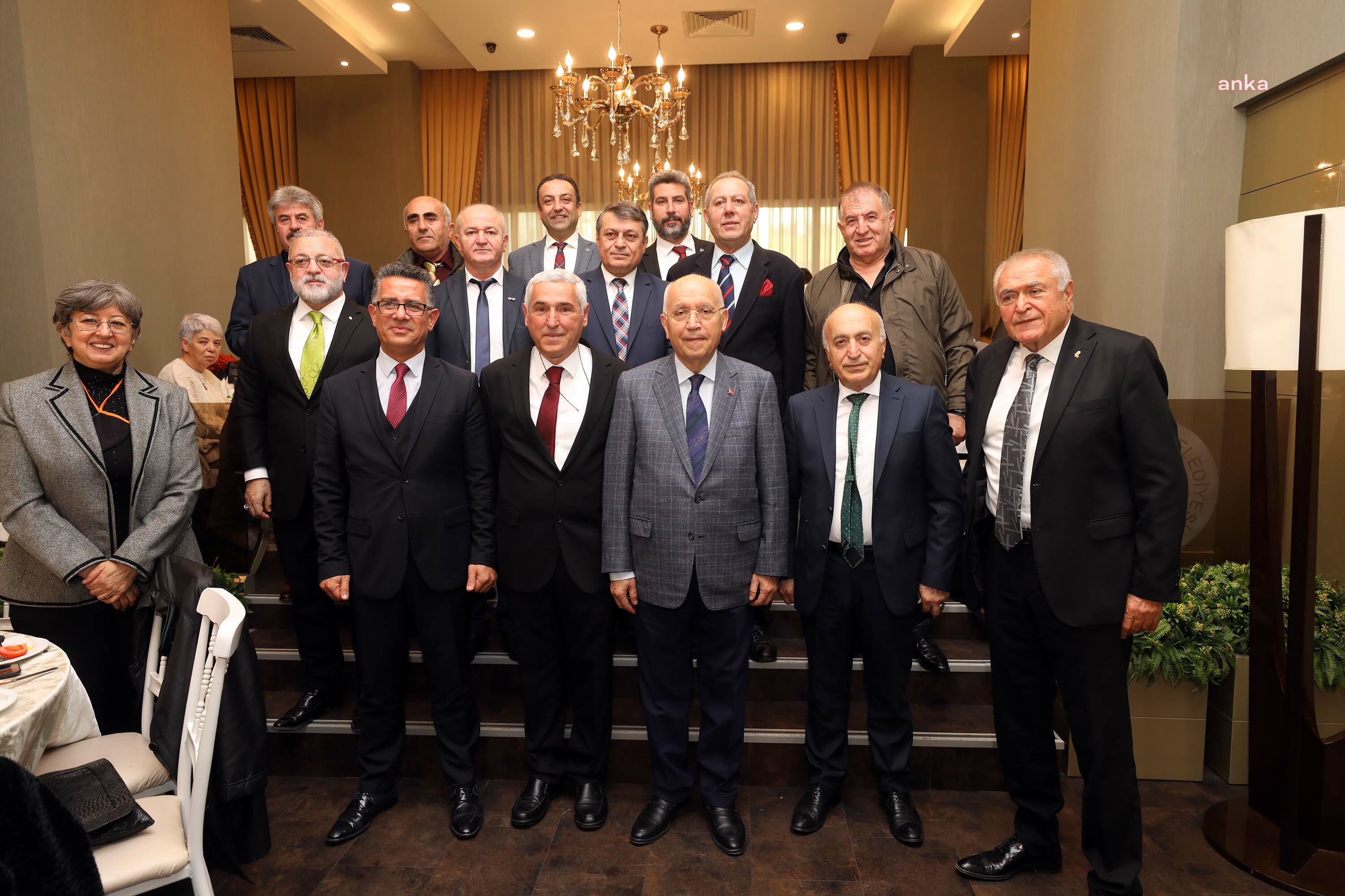 YENİMAHALLE BELEDİYE BAŞKANI YAŞAR, ZARALILARLA KAHVALTIDA BULUŞTU