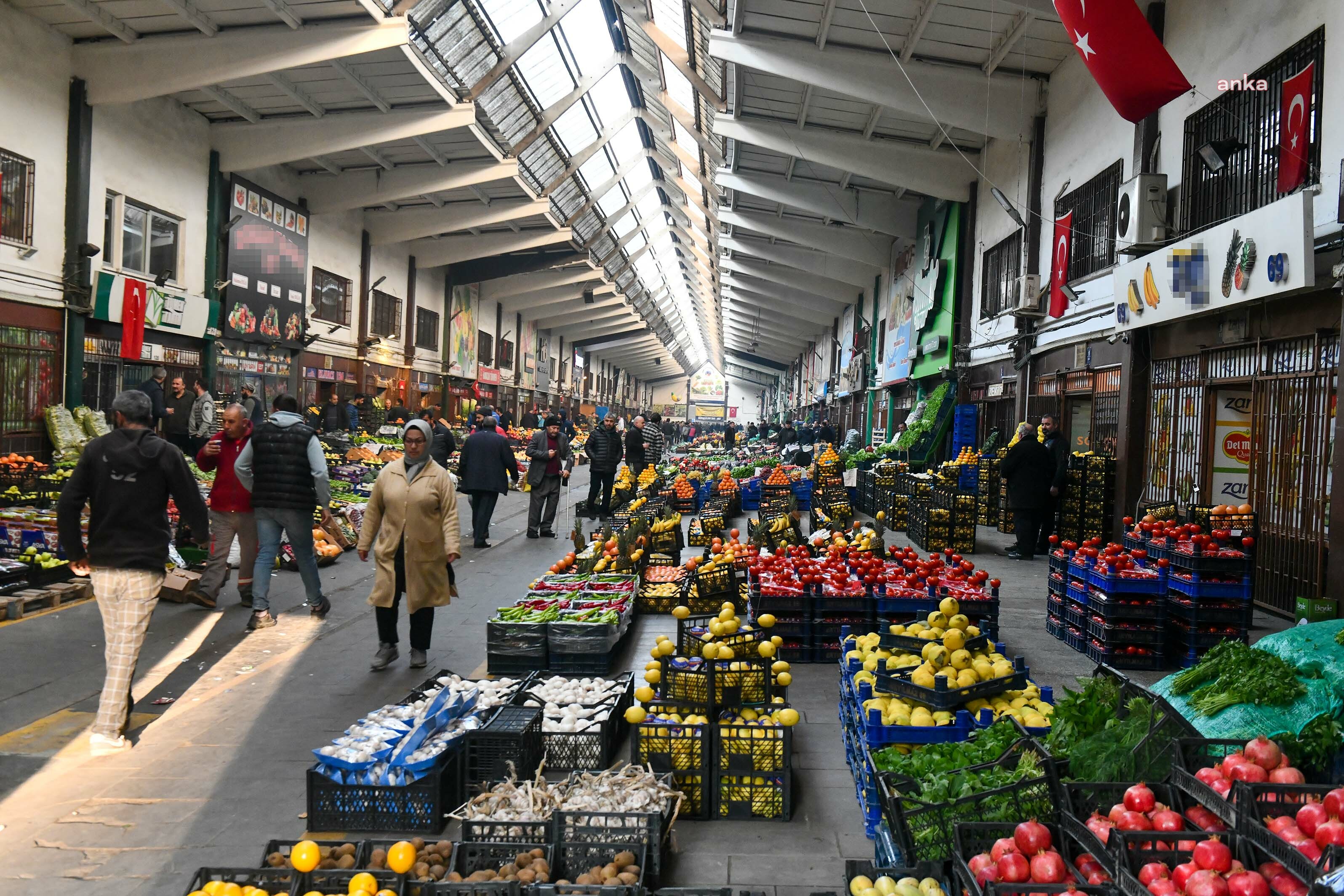 BAŞKENTLİ KASIM AYINDA EN ÇOK MANDALİNA, DOMATES VE HAMSİ TÜKETTİ