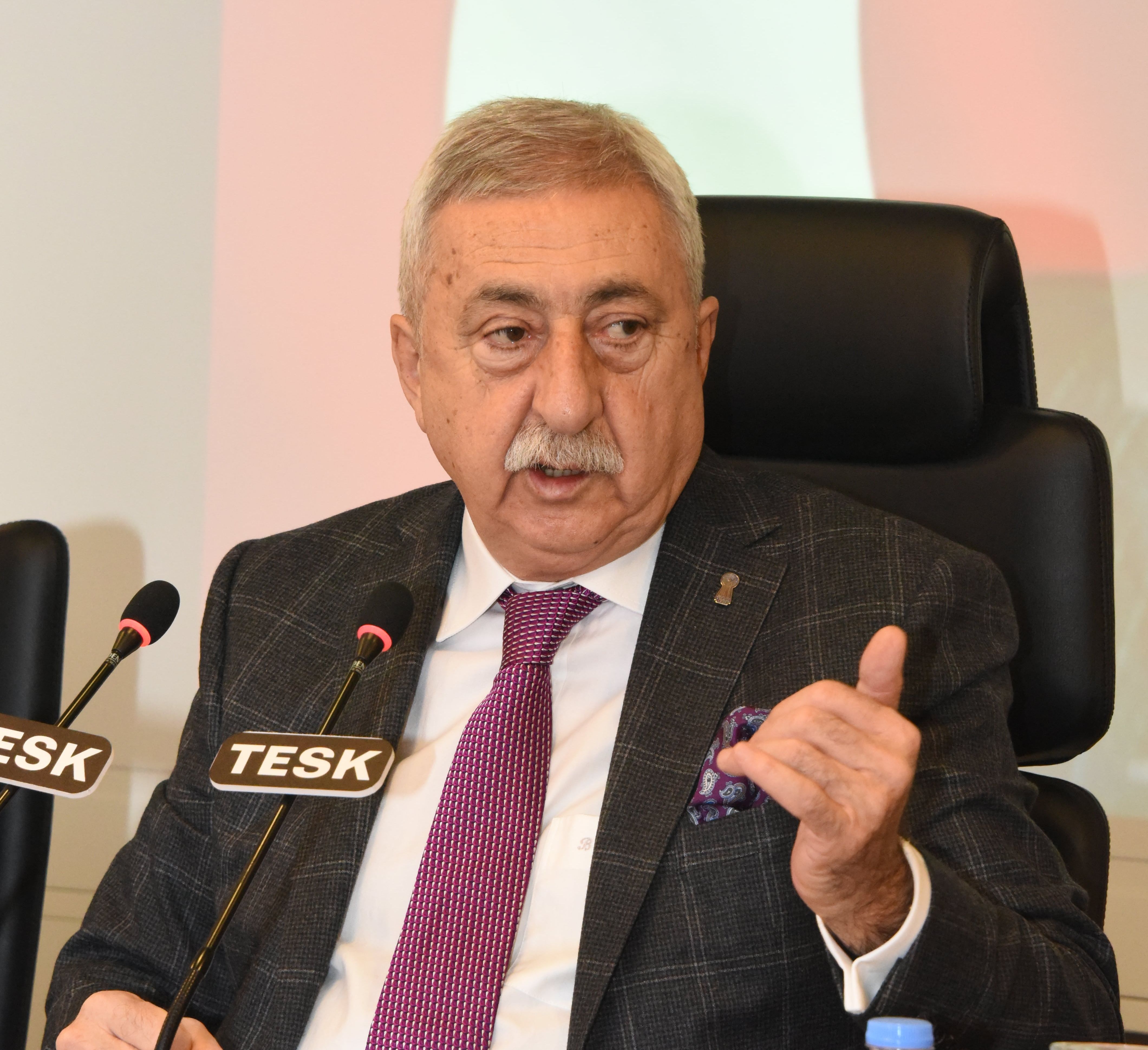 TESK'TEN CUMHURBAŞKANI ERDOĞAN'A MEKTUP: GIDADA KDV YÜZDE 1 OLSUN