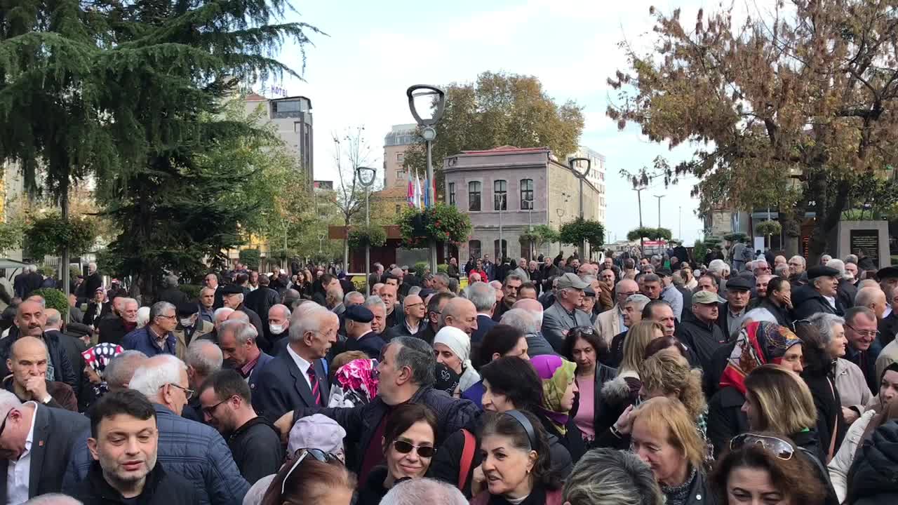 İYİ PARTİ TRABZON GENÇLİK KOLLARI BAŞKANI ŞAHİNTÜRK: "MİLLETVEKİLİMİZ HÜSEYİN ÖRS'E ATILAN BU YUMRUK MİLLETİMİZE ATILMIŞTIR"