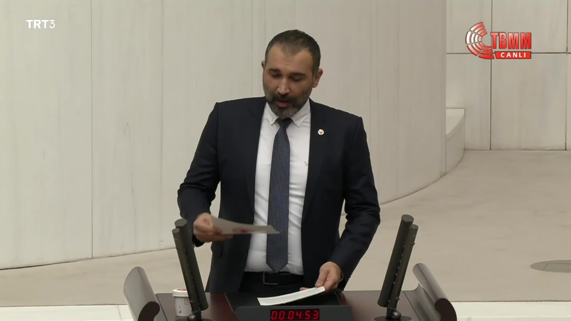 BARIŞ ATAY: GÜNLERDİR İNFİALE SEBEP OLAN REZİL İSTİSMAR SUÇUNUN ARDINDAN YİNE AYNI CÜMLE ‘TAKİPÇİSİ OLACAĞIZ’... TİMUR SOYKAN, BU HABERİ YAPIP ARKASINDA DURMASA SİZ BUNU KONU BİLE ETMEYECEKTİNİZ