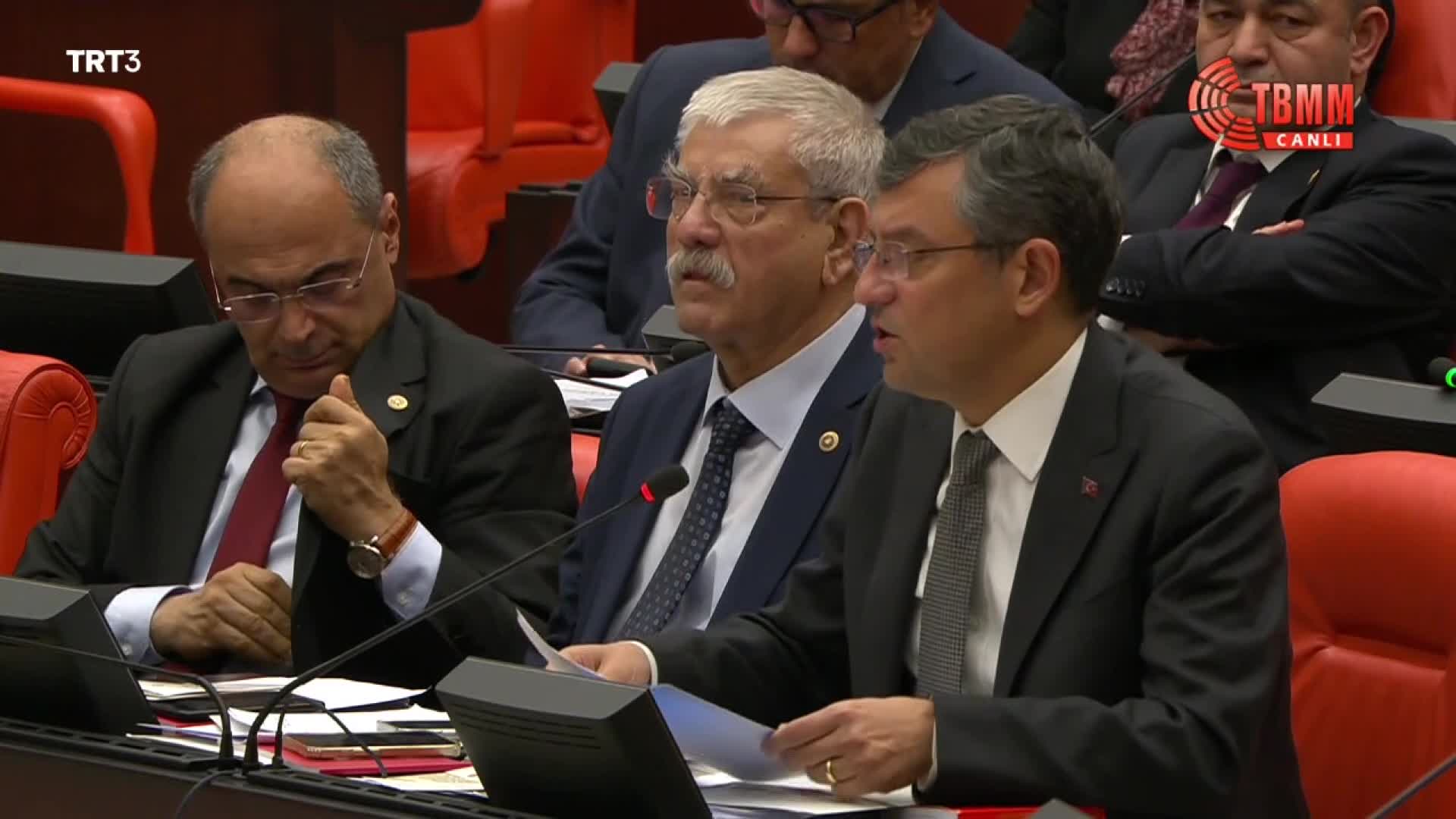 KÜLTÜR BAKANI ERSOY’DAN KONSER YASAĞI AÇIKLAMASI: "İSMİMİZ GEREĞİ YASAĞIN OLMAMASI TARAFTARIYIZ"