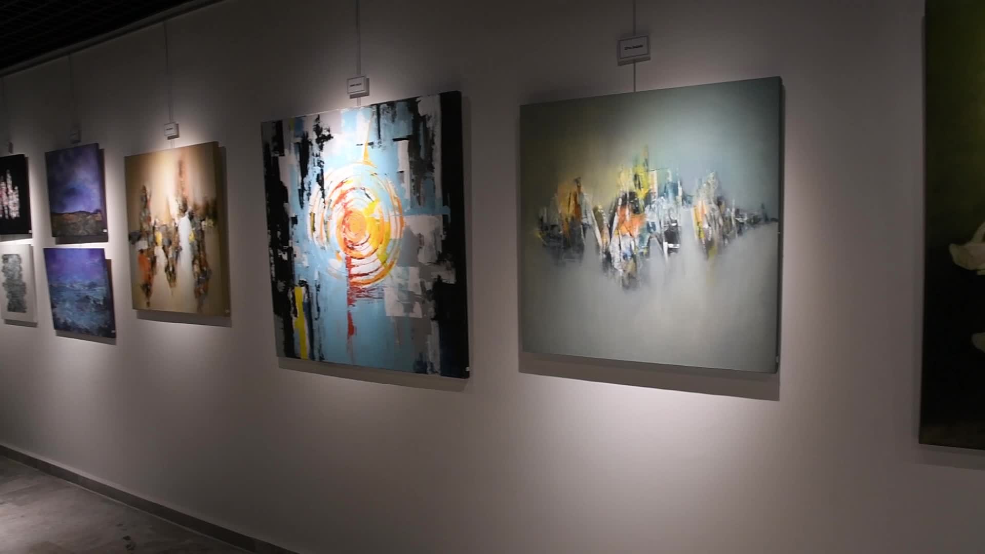 KARABAĞLAR’DA ‘İNADINA HAYAT İNADINA SANAT’ SERGİSİ AÇILDI
