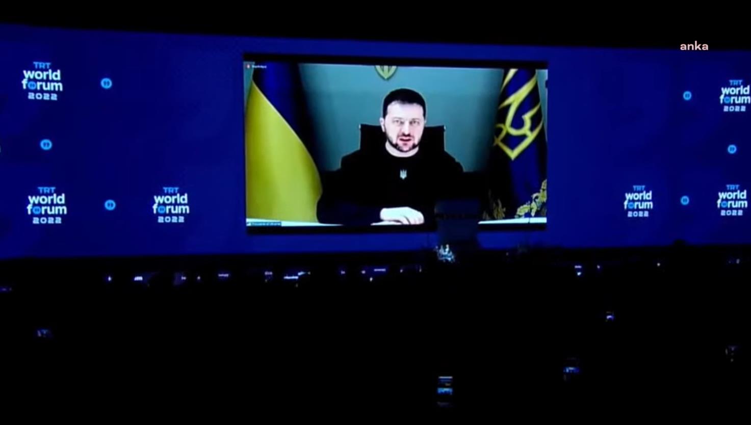 UKRAYNA DEVLET BAŞKANI ZELENSKI: "UKRAYNA’DAN YAPILAN GIDA İHRACATINI DESTEKLEYEBİLİRSEK EN FAKİR ÜLKELERE YARDIMCI OLURUZ"