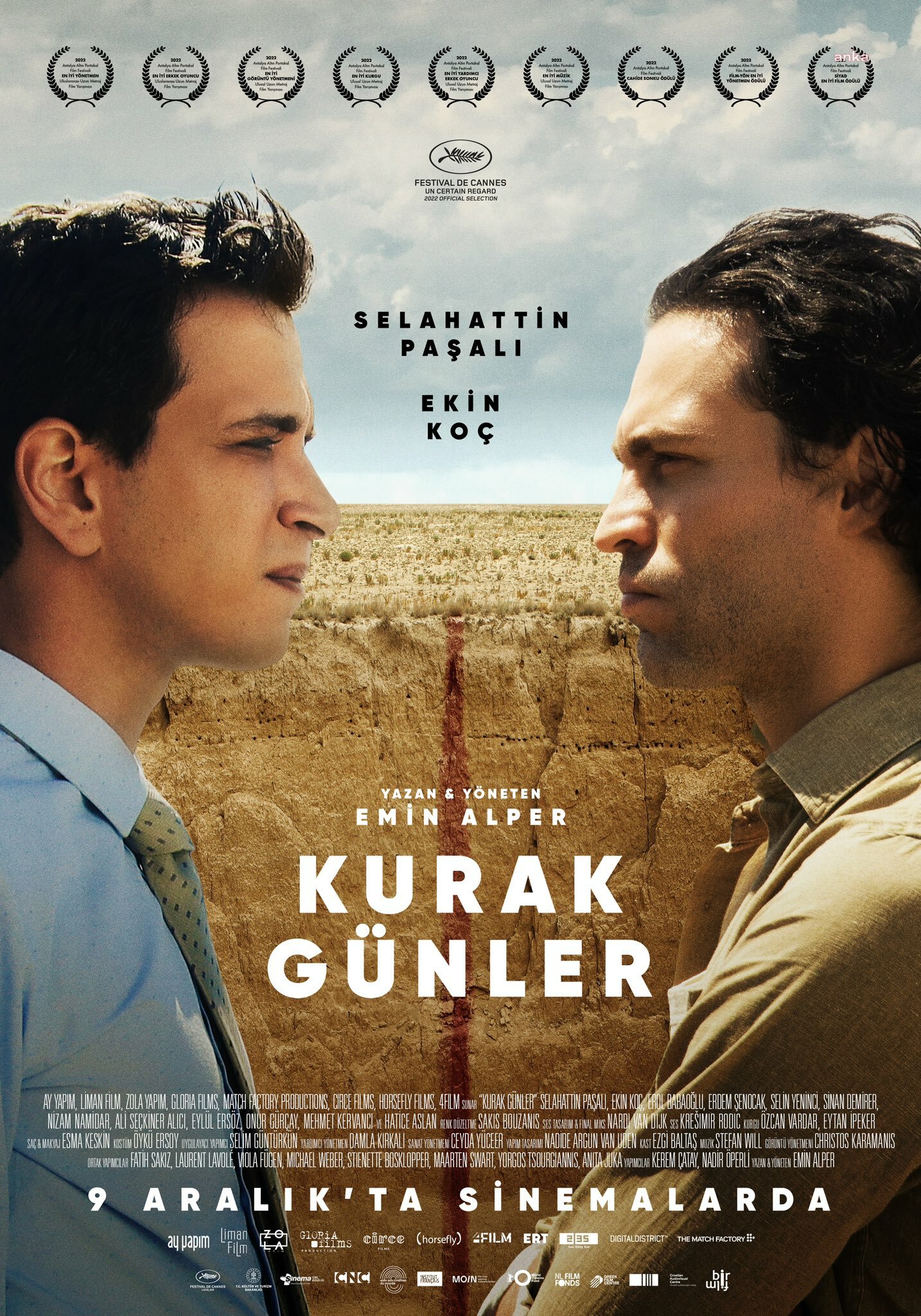 SİNEMACILARDAN "KURAK GÜNLER" FİLMİ İÇİN ÇAĞRI: "SİNEMA TARİHİMİZDE KARA BİR LEKE OLARAK YER EDECEK SANSÜR VAKASIDIR "