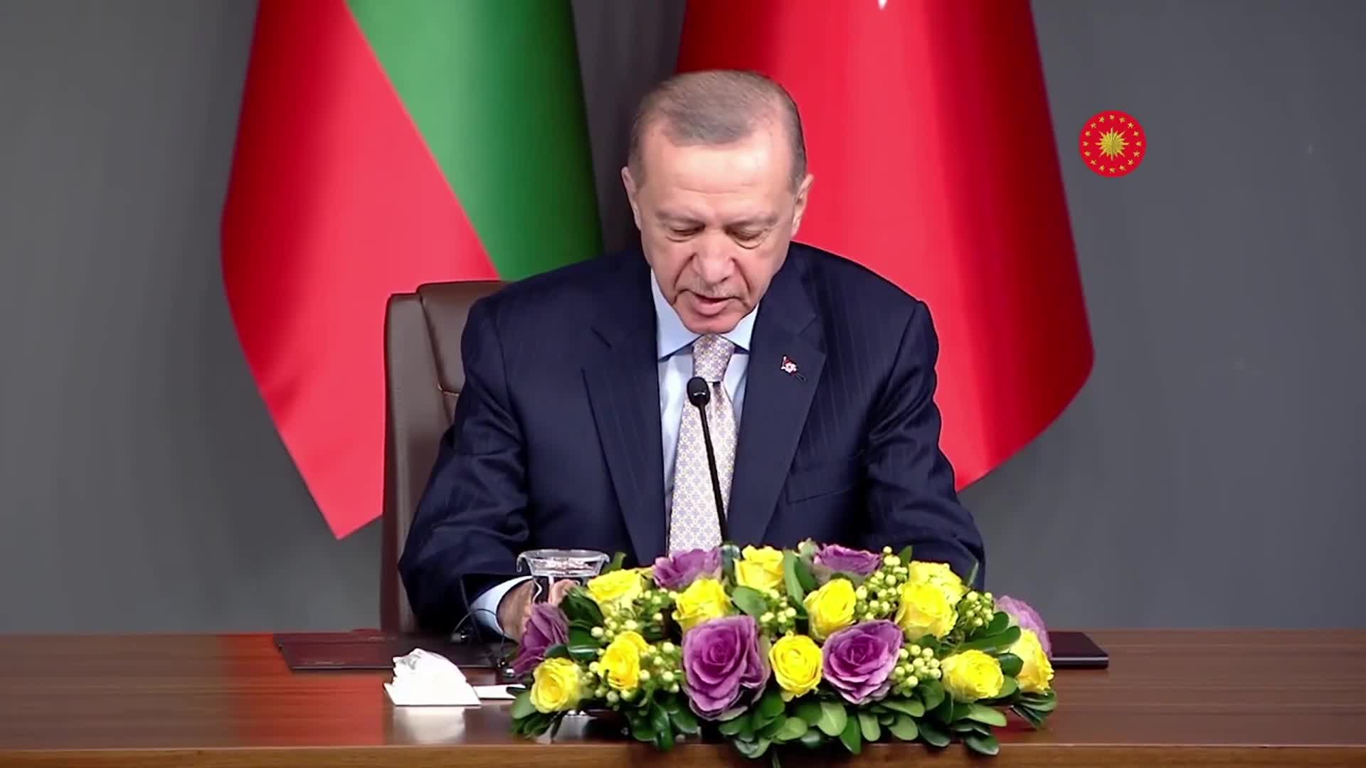 ERDOĞAN: BULGARİSTAN İLE ORTAK HEDEFİMİZ, TİCARET HACMİMİZİ 10 MİLYAR DOLAR SEVİYESİNE ÇIKARMAK