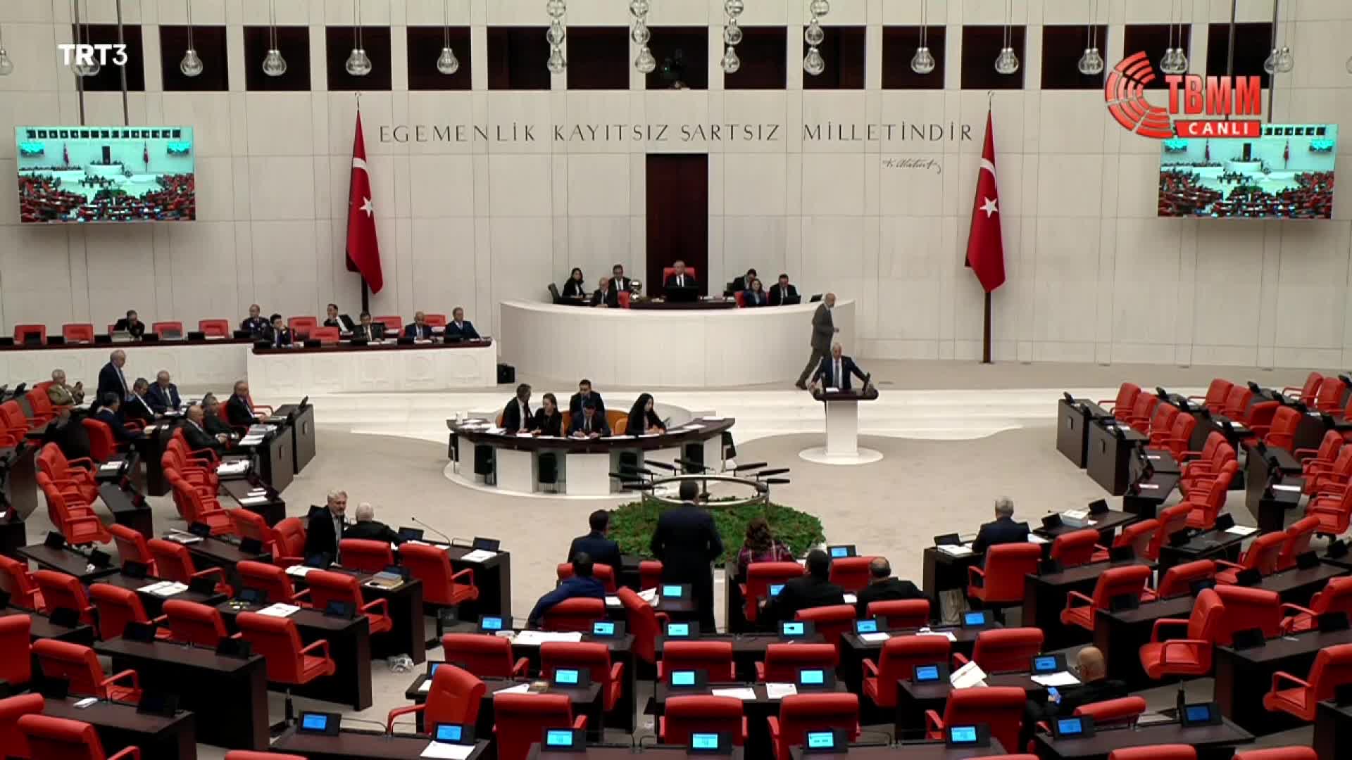 İYİ PARTİLİ AYDIN’DAN İKTİDARA “DELİ DUMRUL” ELEŞTİRİSİ: KÖPRÜDEN GEÇENDEN 30, GEÇMEYENDEN 40 AKÇE ALIYOR