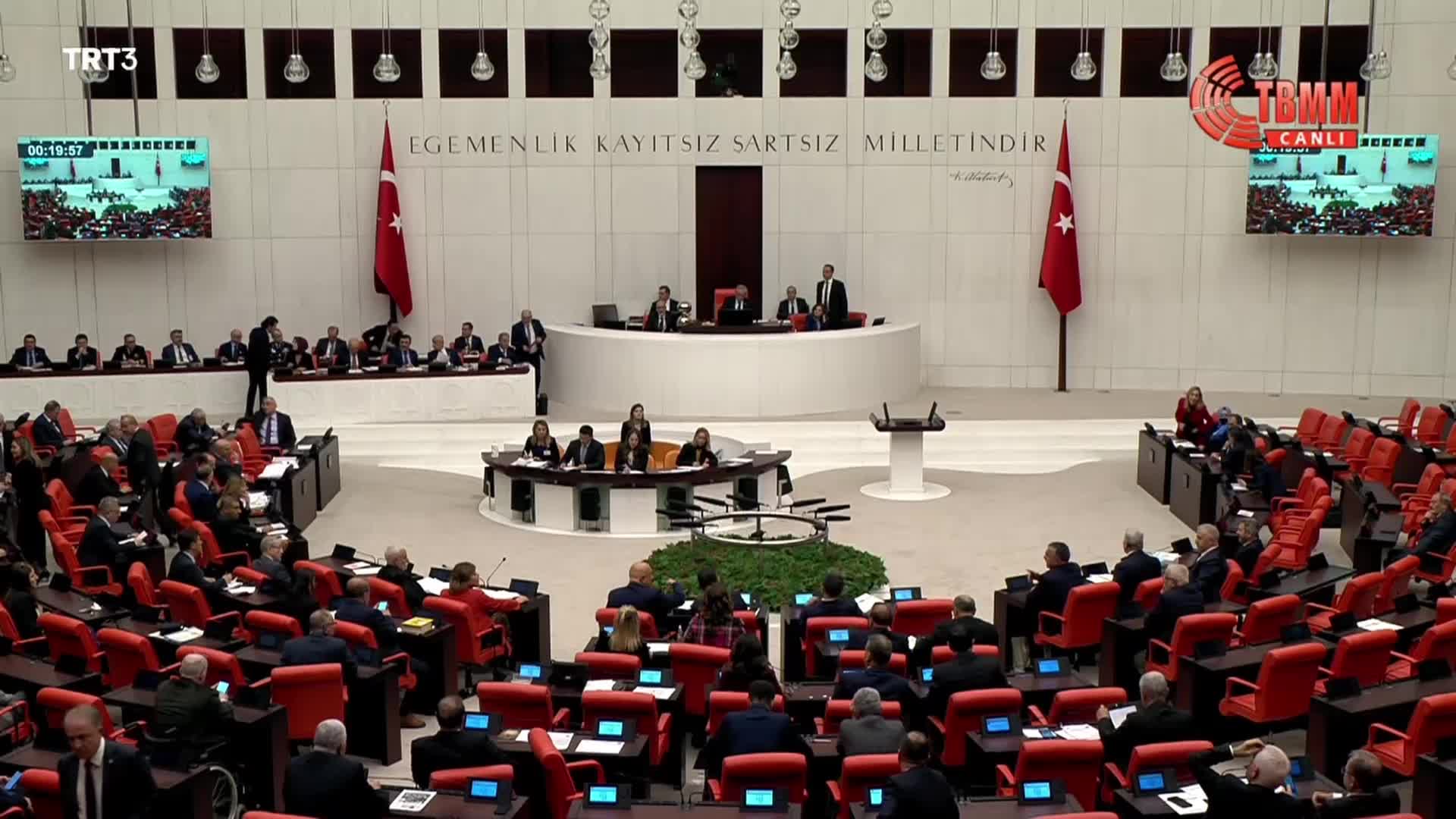 HULUSİ AKAR’DAN 'KİMYASAL SİLAH' İDDİASINA YANIT: “24 KASIM’DA HEYET TEŞKİL ETTİK. HEYET GİTTİ, İNCELEME VE ÖLÇÜMLERİ YAPTI. HİÇBİRİNDE HİÇBİR ŞEKİLDE KİMYASAL OLMADIĞI RAPORU ŞU ANDA ELİMİZDE”