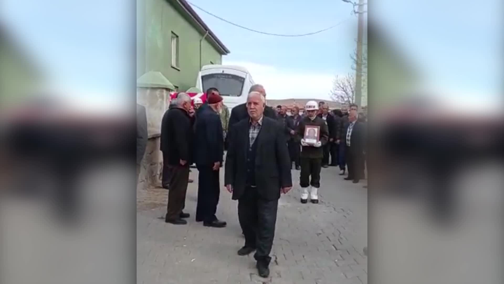 KIBRIS GAZİSİ MEHMET ÇAL, NİĞDE'DE SON YOLCULUĞUNA UĞURLANDI
