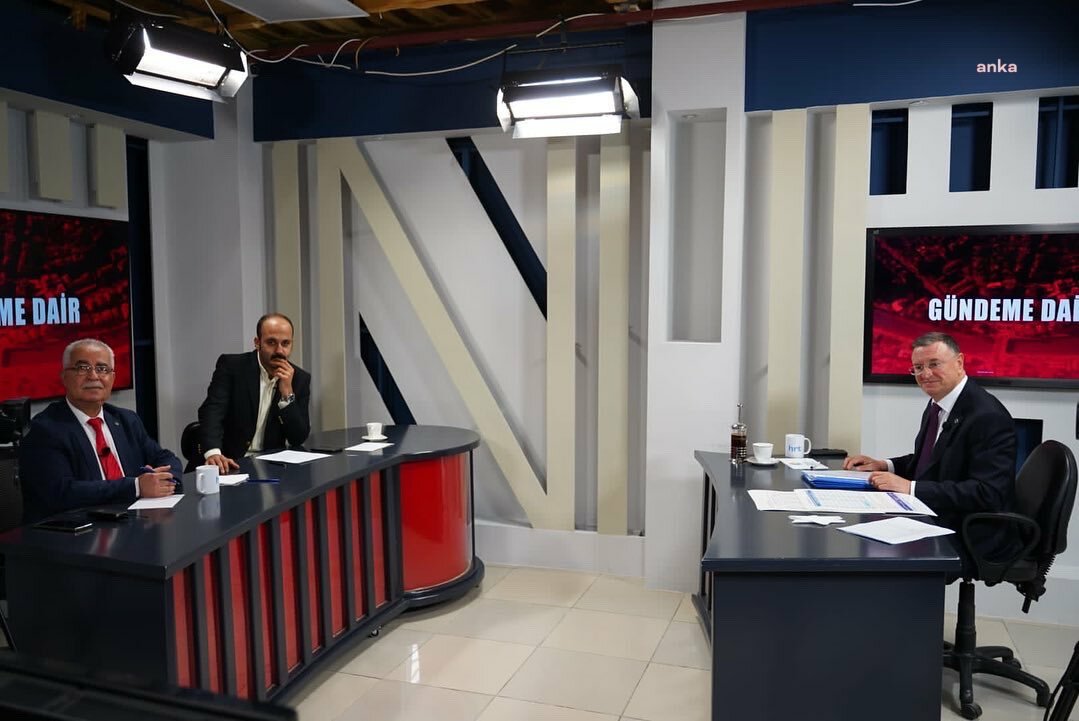 LÜTFÜ SAVAŞ: “BU TABLONUN BÖYLE DEVAM ETMESİ TÜRKİYE’NİN İFLAS ETMESİ DEMEKTİR”