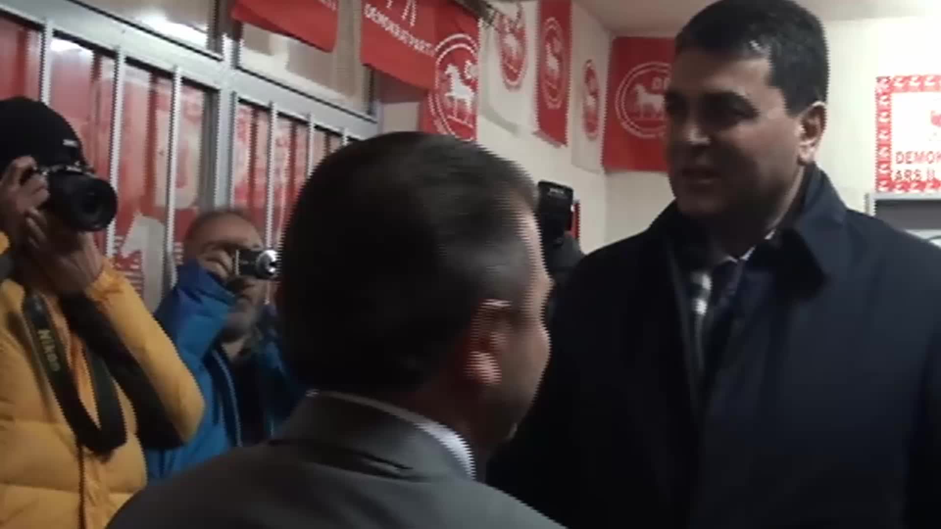 UYSAL: HER GÜN BÜYÜK MİLLET MECLİSİ’NDE MİLLETVEKİLLERİ, MİLLETİN ALEYHİNE KANUN ÇIKARTIYOR