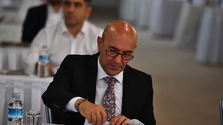 İZMİR'İN KREDİ NOTU, YİNE ZİRVEDE