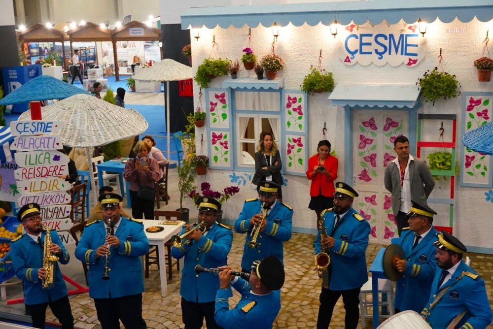 ÇEŞME'YE EN İYİ STANT ÖDÜLÜ