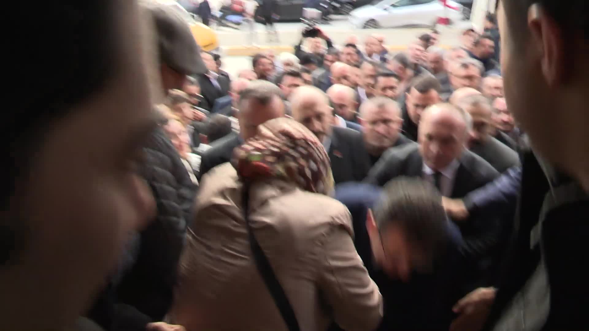 EKREM İMAMOĞLU, 3. KENT LOKANTASI'NI SULTANBEYLİ’DE AÇTI: "KENT LOKANTASI SAYISINI 9'A ÇIKARMAYI PLANLIYORUZ"