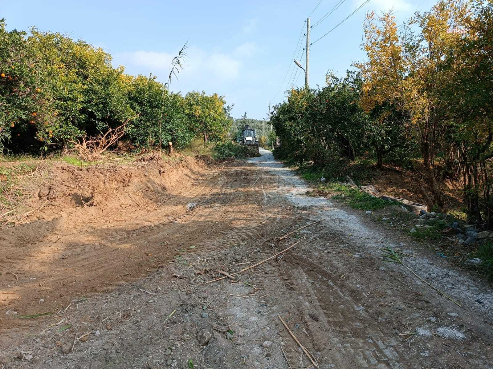 SAMANDAĞ BELEDİYESİ’NİN YOL ÇALIŞMALARI SÜRÜYOR