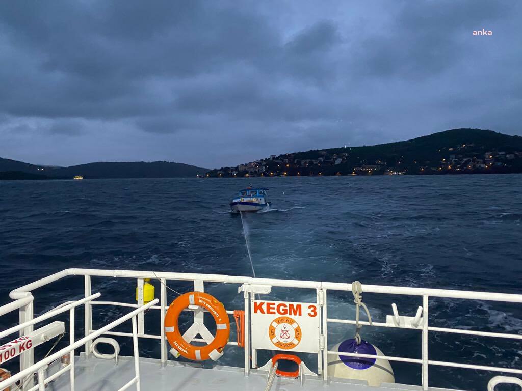 BURGAZADA AÇIKLARINDA SÜRÜKLENEN TEKNE KURTARILDI