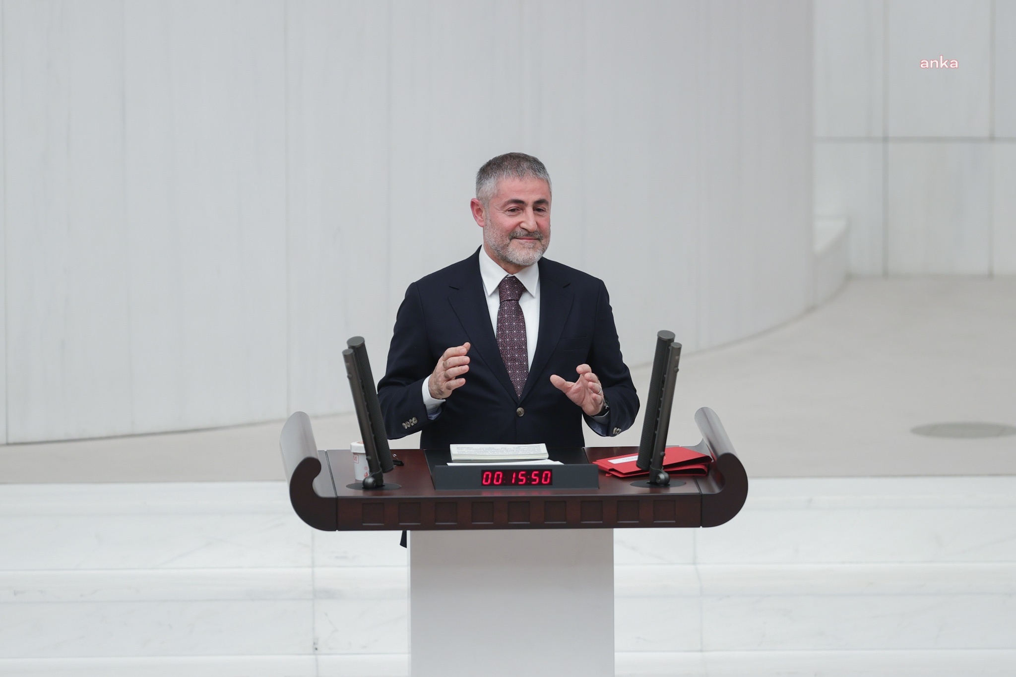 BAKAN NEBATİ: "EKİM AYI İTİBARIYLA SANAYİ ÜRETİMİ AYLIK VE YILLIK BAZDA GÜÇLÜ BİR ARTIŞ GÖSTERDİ"