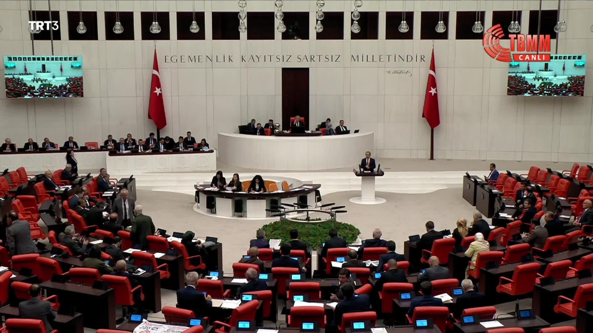 ABDÜLLATİF ŞENER'DEN İKTİDARA ENFLASYON ELEŞTİRİSİ: "SİZİN YILLIK ENFLASYONUNUZ, 20 YILLIK ABD ENFLASYONUNUN 2 KATI"