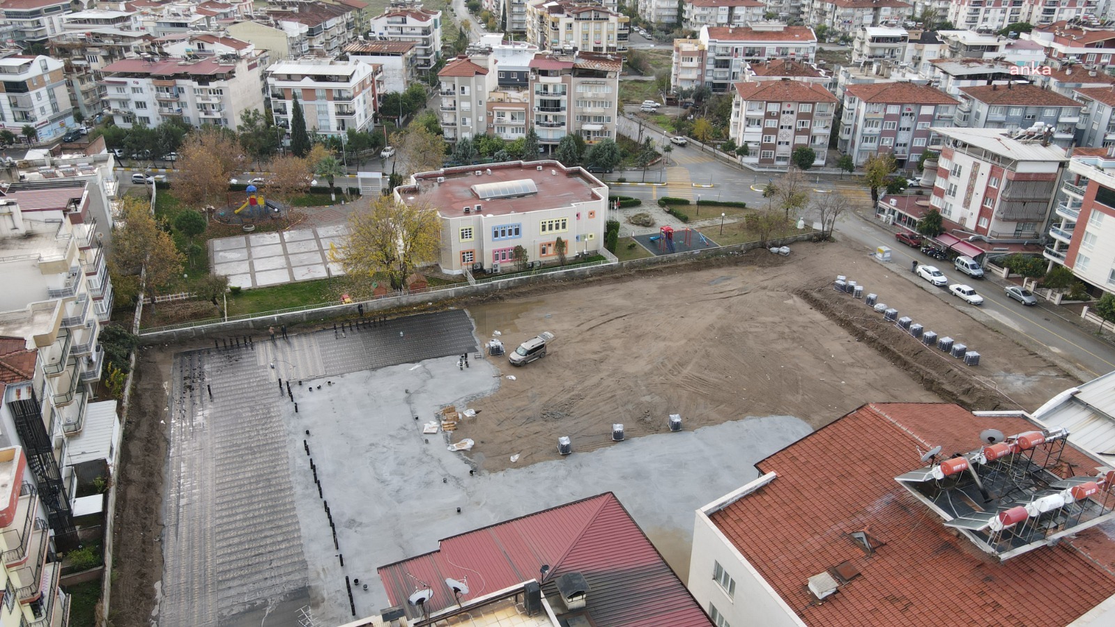 EFELER’E YENİ KAPALI PAZAR YERİ KURULUYOR