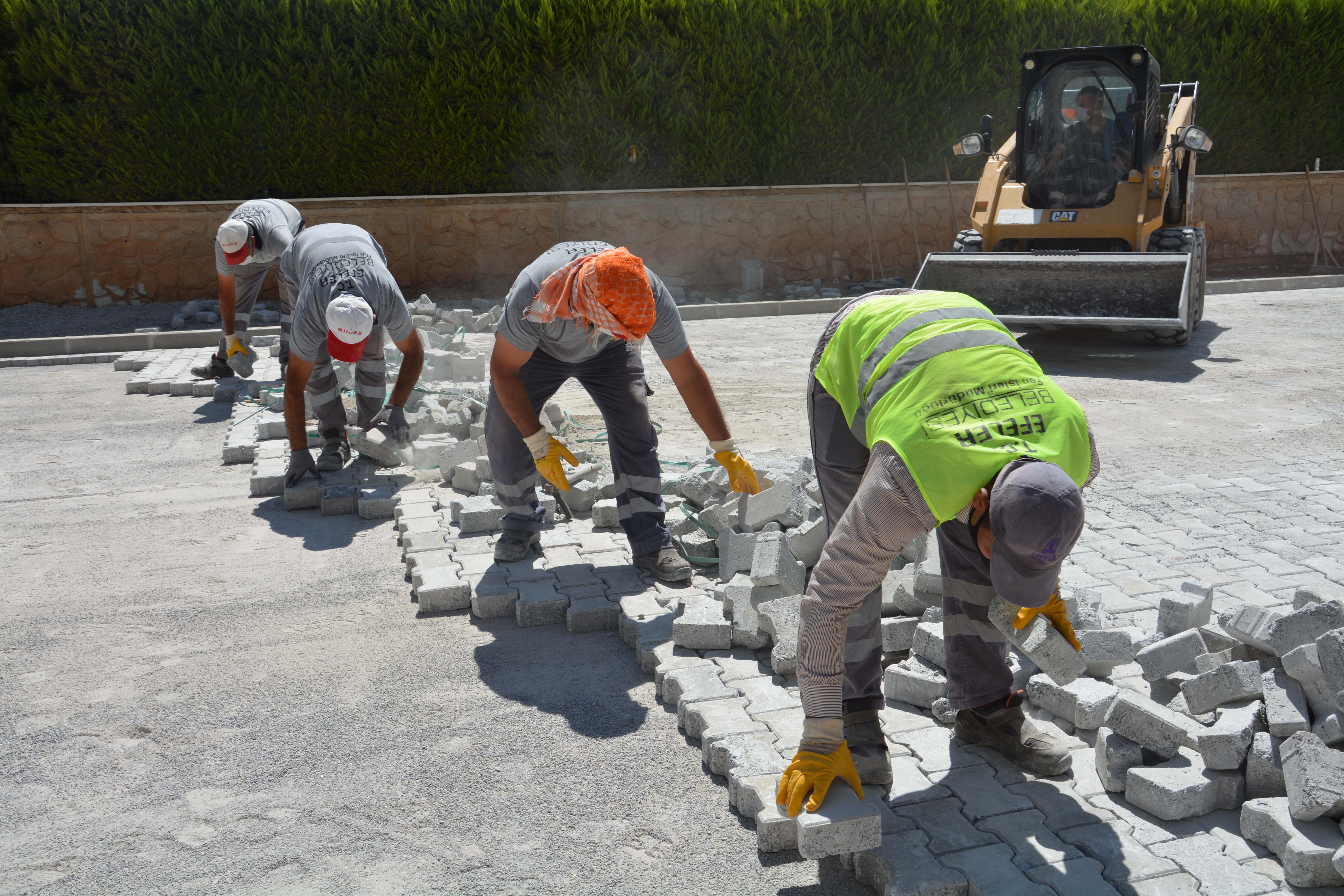 EFELER BELEDİYESİ’NDEN KEMER MAHALLESİ’NE YENİ YOL