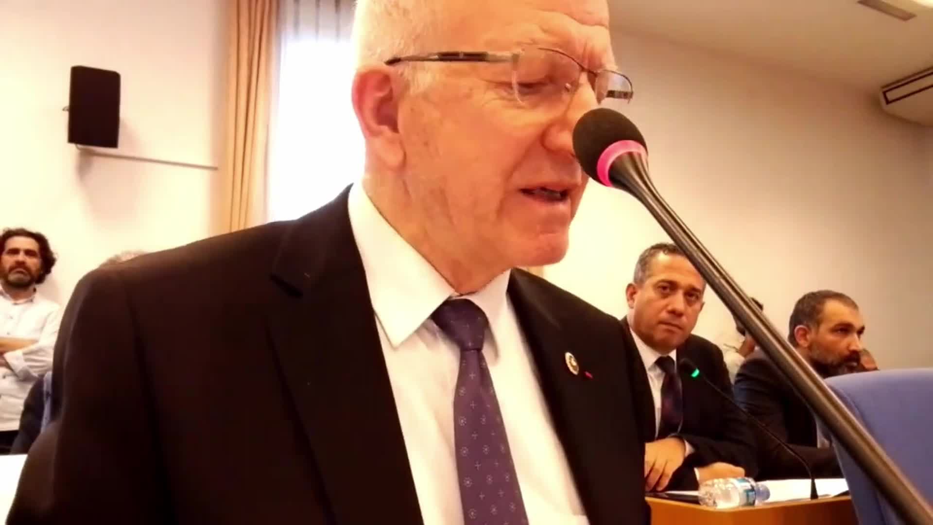 İBRAHİM KABOĞLU: “BU YASA HETEROKLİT BİR TORBA YASA NİTELİĞİ TAŞIYOR… GERİ ÇEKİLEREK İLGİLİ KOMİSYONUN UZMANLIK ALANINA SAYGI GEREĞİ KOMİSYONLARINA GÖNDERİLMELİDİR”