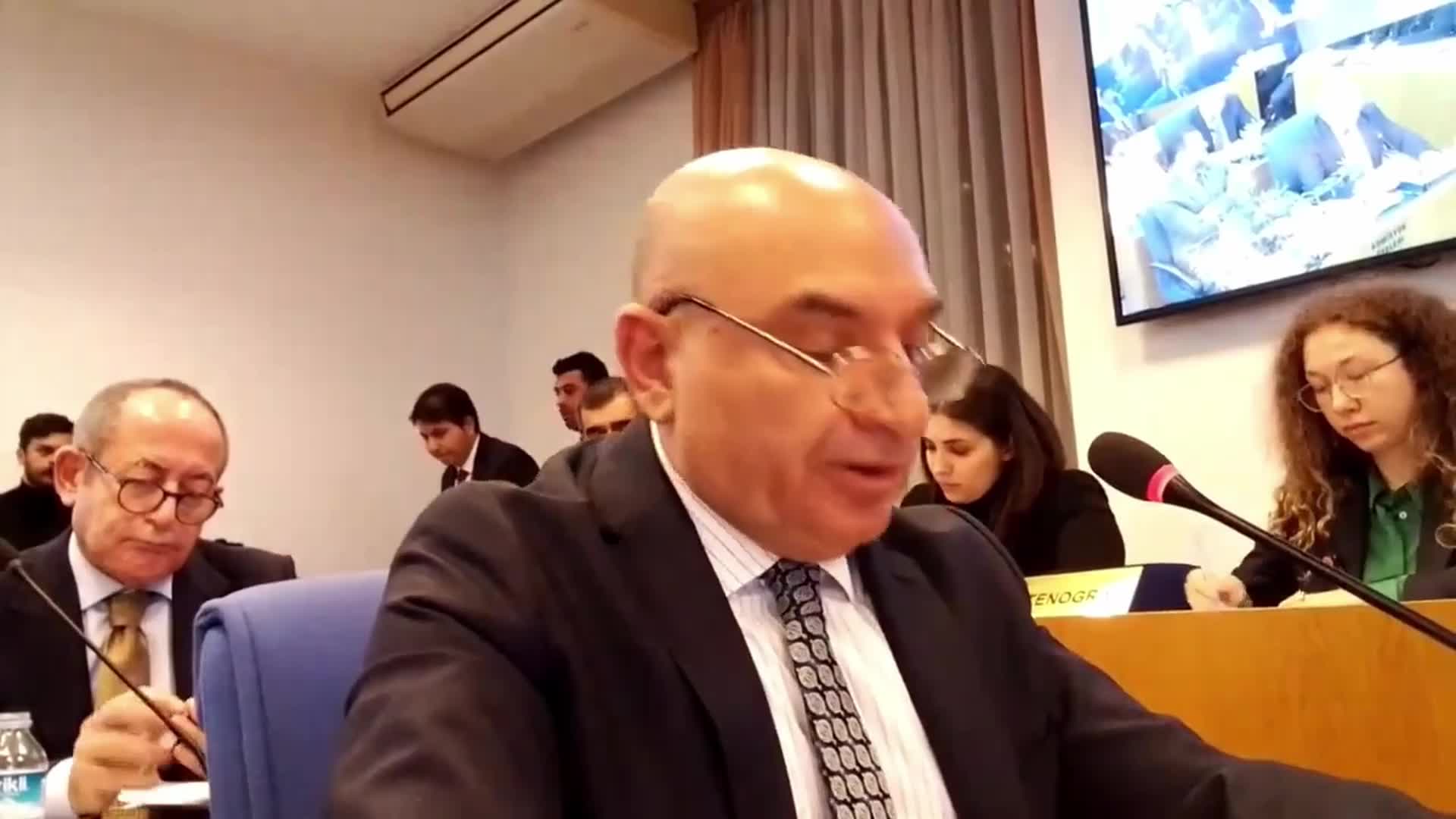 TORBA KANUN TEKLİFİNİN ANAYASA’YA AYKIRI OLDUĞUNU BELİRTEN TAHSİN TARHAN: “‘ÖLMEZ AĞACINI NASIL ÖLDÜRÜRÜZ’ PLANI BENCE BU KANUN”