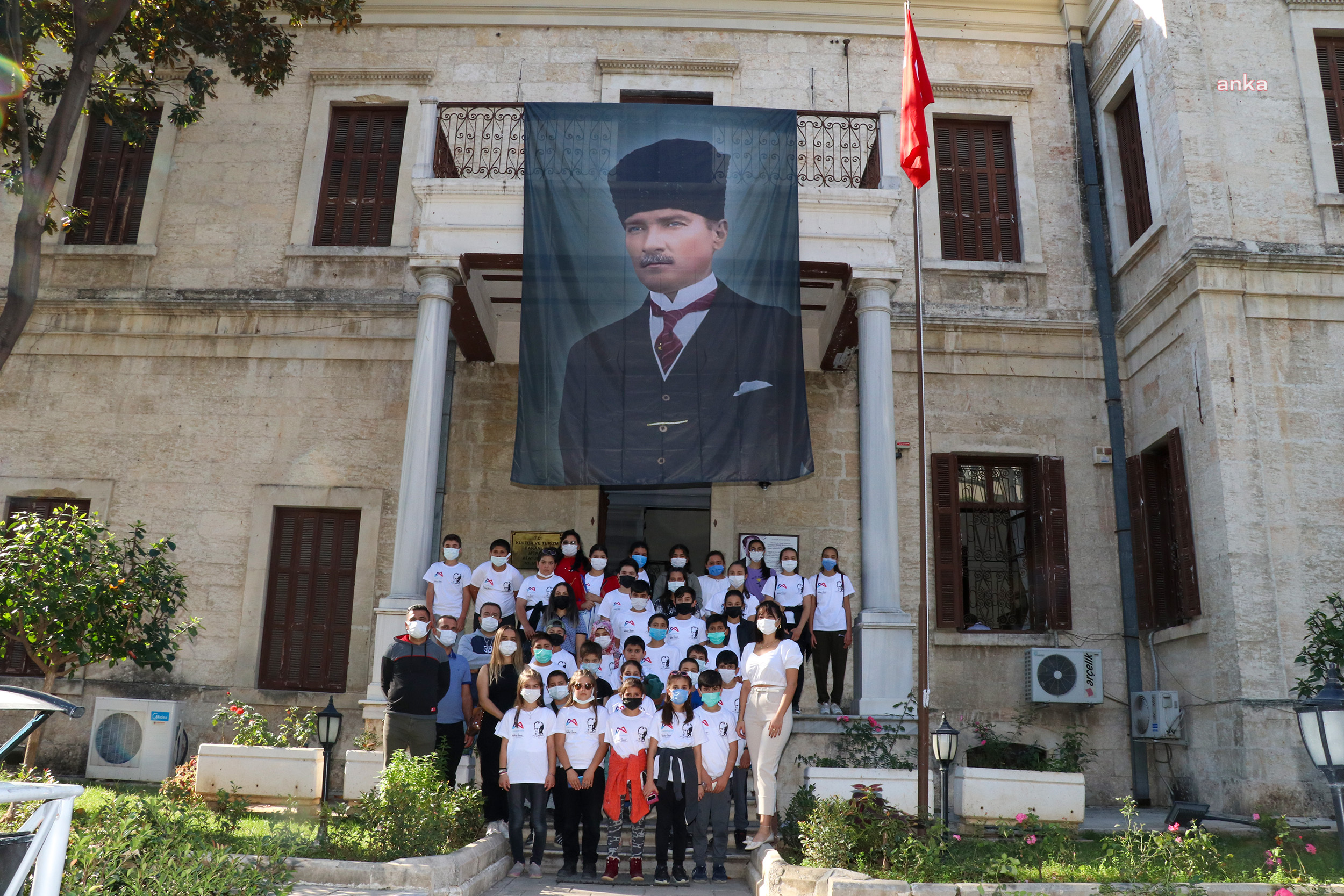MERSİN BÜYÜKŞEHİR'İN ‘MİNİKBÜS’ PROJESİ TÜM KENTE YAYILIYOR