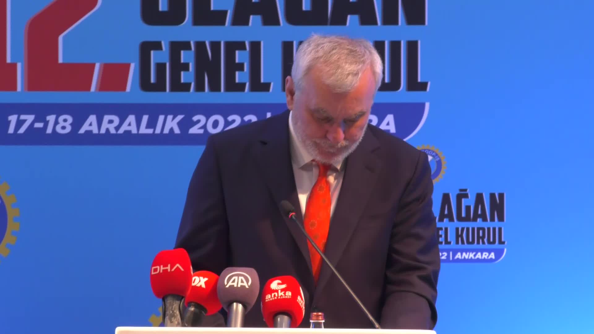 TEZ KOOP-İŞ SENDİKASI GENEL BAŞKANI ÖZDEMİROĞLU: "TÜRKİYE EMEKÇİLERİN ENFLASYONA VE GELİR VERGİSİNE EZDİRİLDİĞİ BİR ÜLKE HALİNE GETİRİLMİŞTİR"
