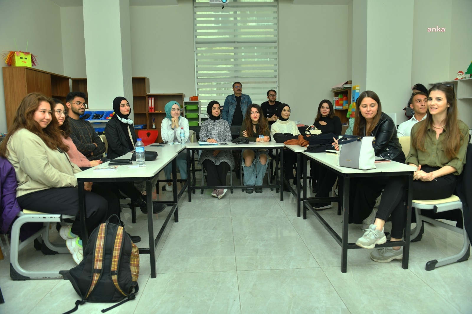 YENİŞEHİR BELEDİYESİ’NİN ‘MERAK MAKİNESİ PROJESİ’NDE İLK EĞİTİMLER VERİLDİ