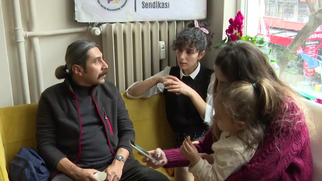 ÖZEL SEKTÖR ÖĞRETMENLERİ SENDİKASI ANKARA'DA ŞUBE AÇILIŞINI YAPTI... “PATRONLARIN KARŞISINA ÖRGÜTLÜ ÇIKMAK GEREKİYOR