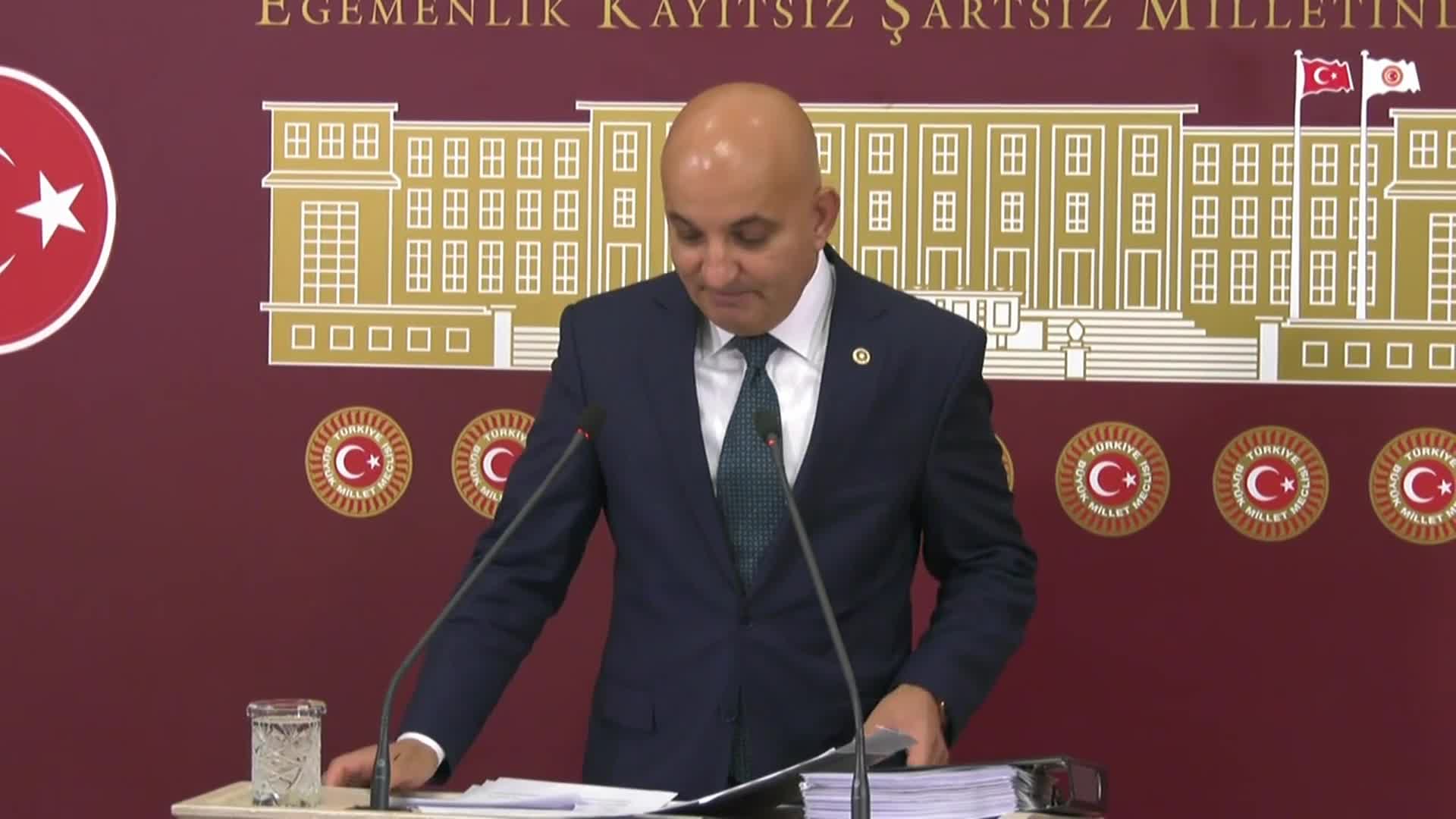 MAHİR POLAT, BAYRAKLI ŞEHİR HASTANESİ’NE TIBBI CİHAZ ALIMINDA YOLSUZLUK YAPILDIĞINI İDDİA ETTİ: “30 ULTRASONOGRAFİ CİHAZI 318 BİN 726 DOLARA ALINMIŞ, 1 MİLYON 344 BİN DOLARA HASTANEYE DEVREDİLMİŞ”