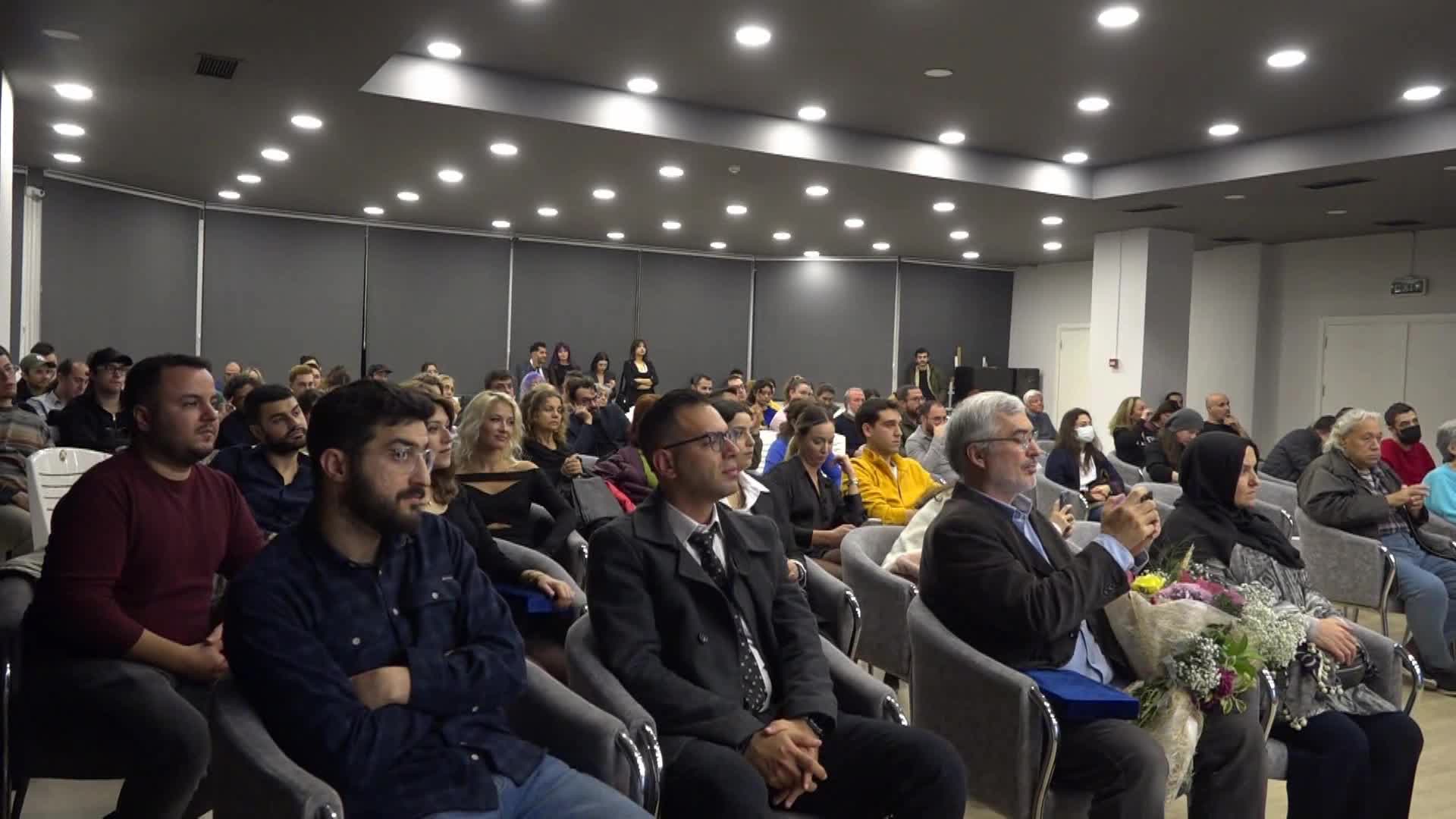 2. BORNOVA KISA FİLM GÜNLERİ, 'DUVAR' İLE AÇILDI