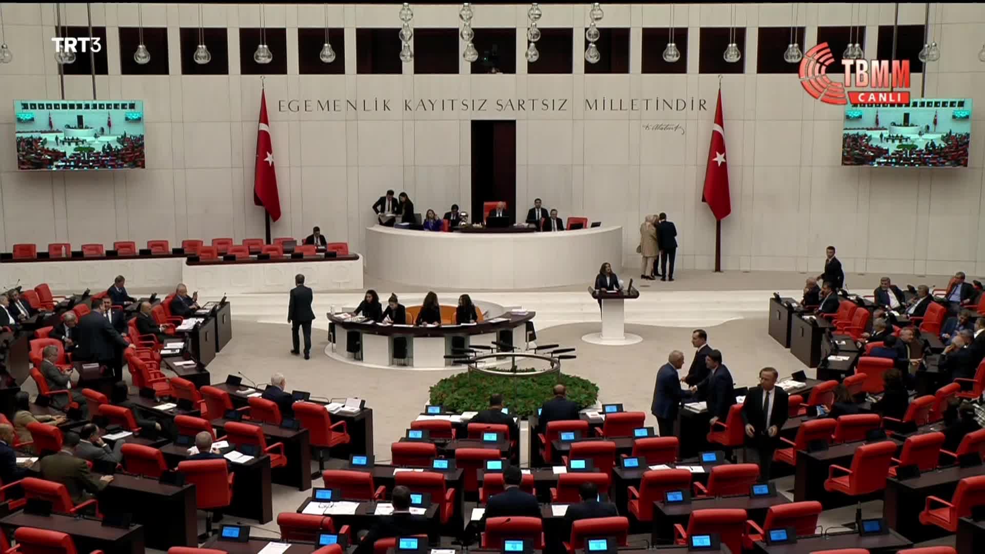 HDP'NİN DEMOKRATİK SİYASETİN ÖNÜNDEKİ ENGELLERİN ARAŞTIRILMASI ÖNERİSİ AKP VE MHP MİLLETVEKİLLERİNİN OYLARIYLA REDDEDİLDİ