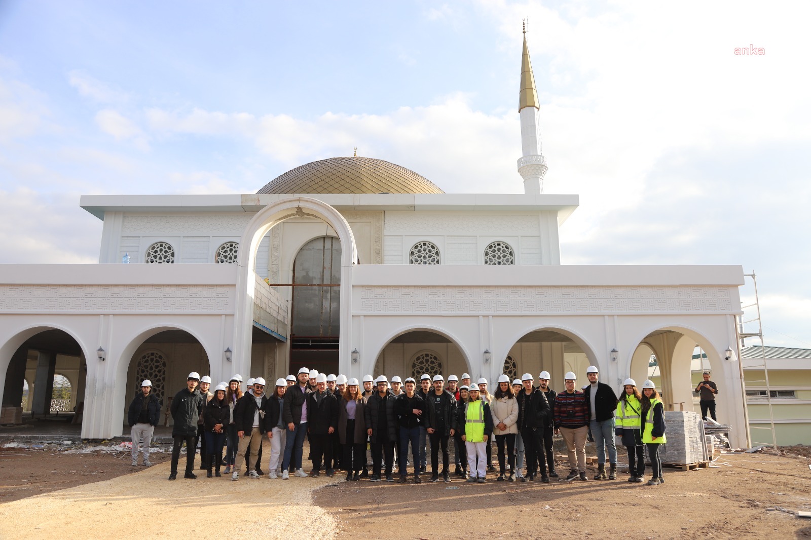 ÖĞRENCİLER, ESKİŞEHİR BÜYÜKŞEHİR’İN PROJELERİNİ İNCELEDİLER