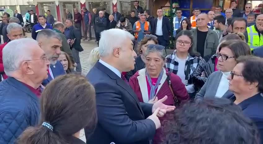 TUNCAY ÖZKAN: “BU KADAR YOKSULLUĞUN, AÇLIĞIN OLDUĞU BİR YERDE BİZE DÜŞEN GÖREV AÇLIĞI VE YOKSULLUĞU YOK ETMEKTİR”