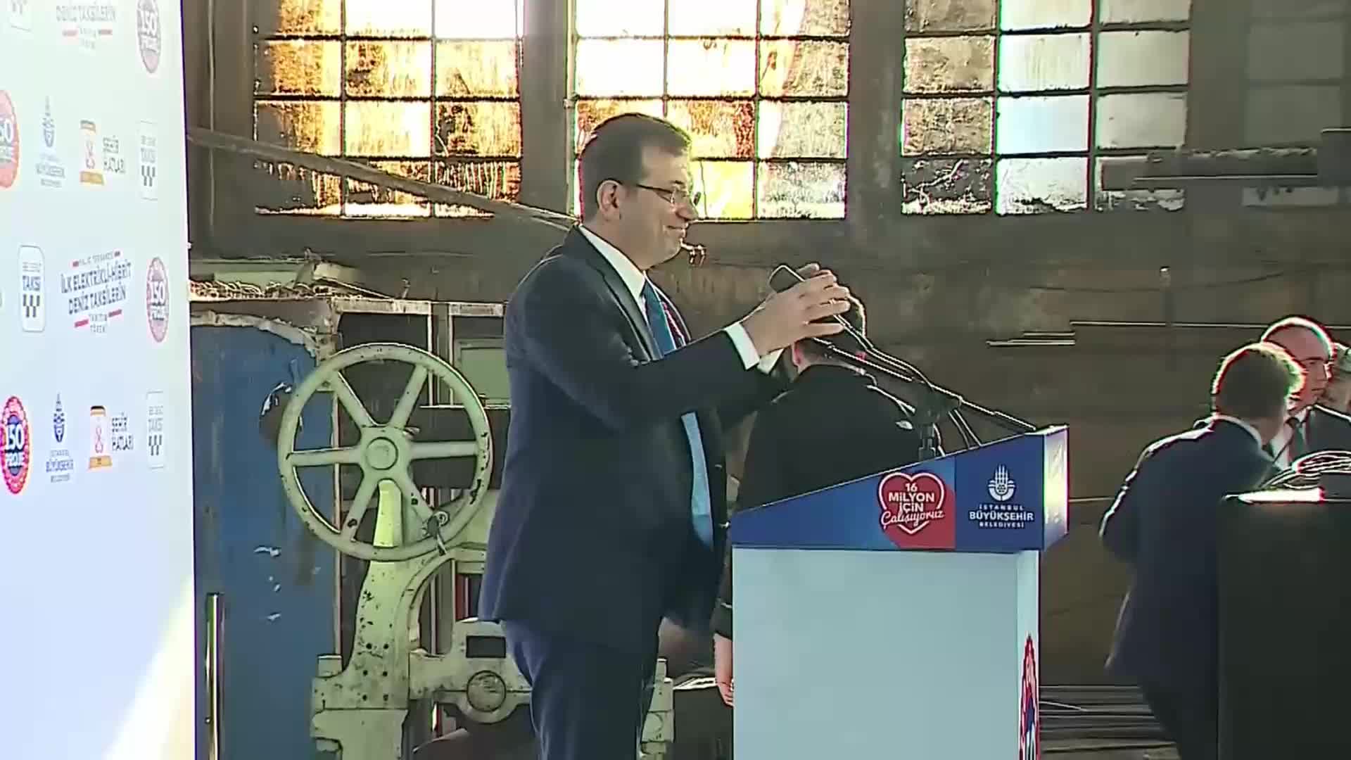 İBB, 5 ELEKTRİKLİ DENİZ TAKSİYİ SUYA İNDİRDİ… İMAMOĞLU: “İSTANBUL’UN KAYNAKLARINI İSRAFA, İSTİSMARA VE RANTA KURBAN ETMEYEN BİR YÖNETİM VAR”