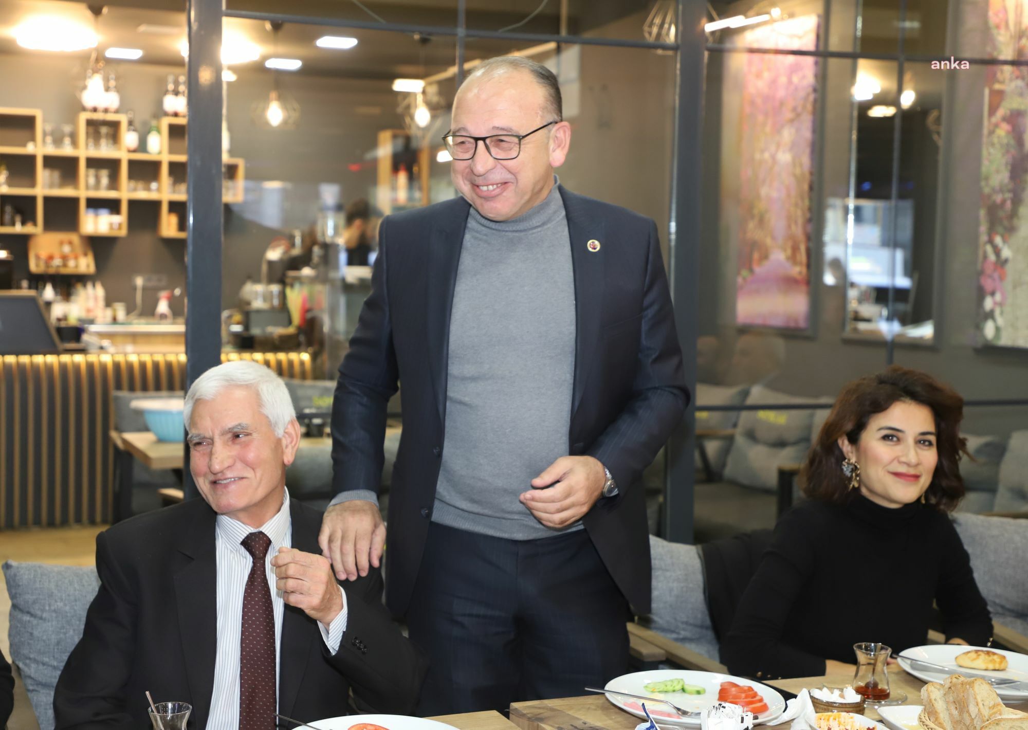 TURGUTLU BELEDİYE BAŞKANI AKIN, HEMŞEHRİ DERNEKLERİYLE BULUŞTU