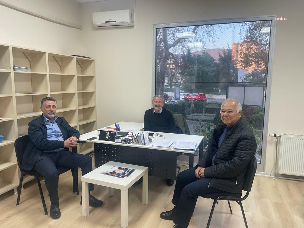 BAYRAKLI’DA ‘HALK KONUT’ OFİSİ YÜZLERİ GÜLDÜRÜYOR