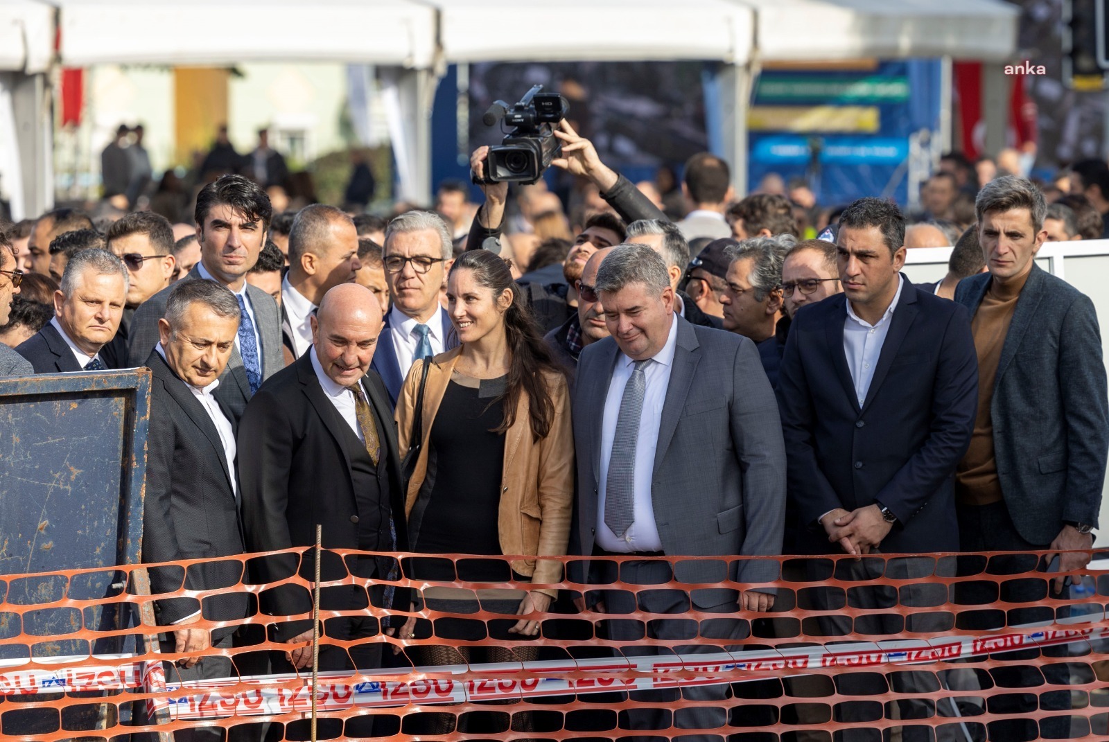 İZSU, AFETLERE DİRENÇ, KESİNTİSİZ SU VE TEMİZ KÖRFEZ İÇİN 2022'DE 3 MİLYARLIK YATIRIM YAPTI