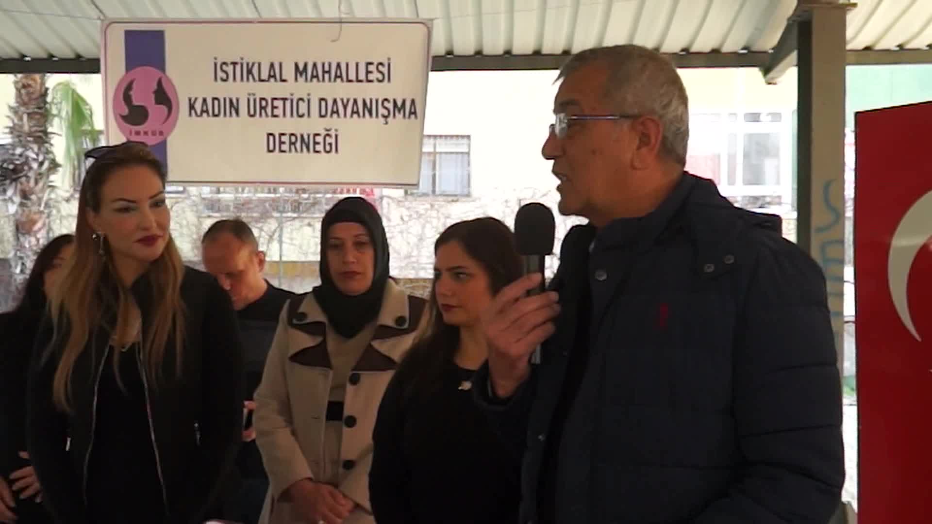 MEZİTLİ İSTİKLAL MAHALLESİ'NDE KADIN ÜRETİCİ PAZARI AÇILDI