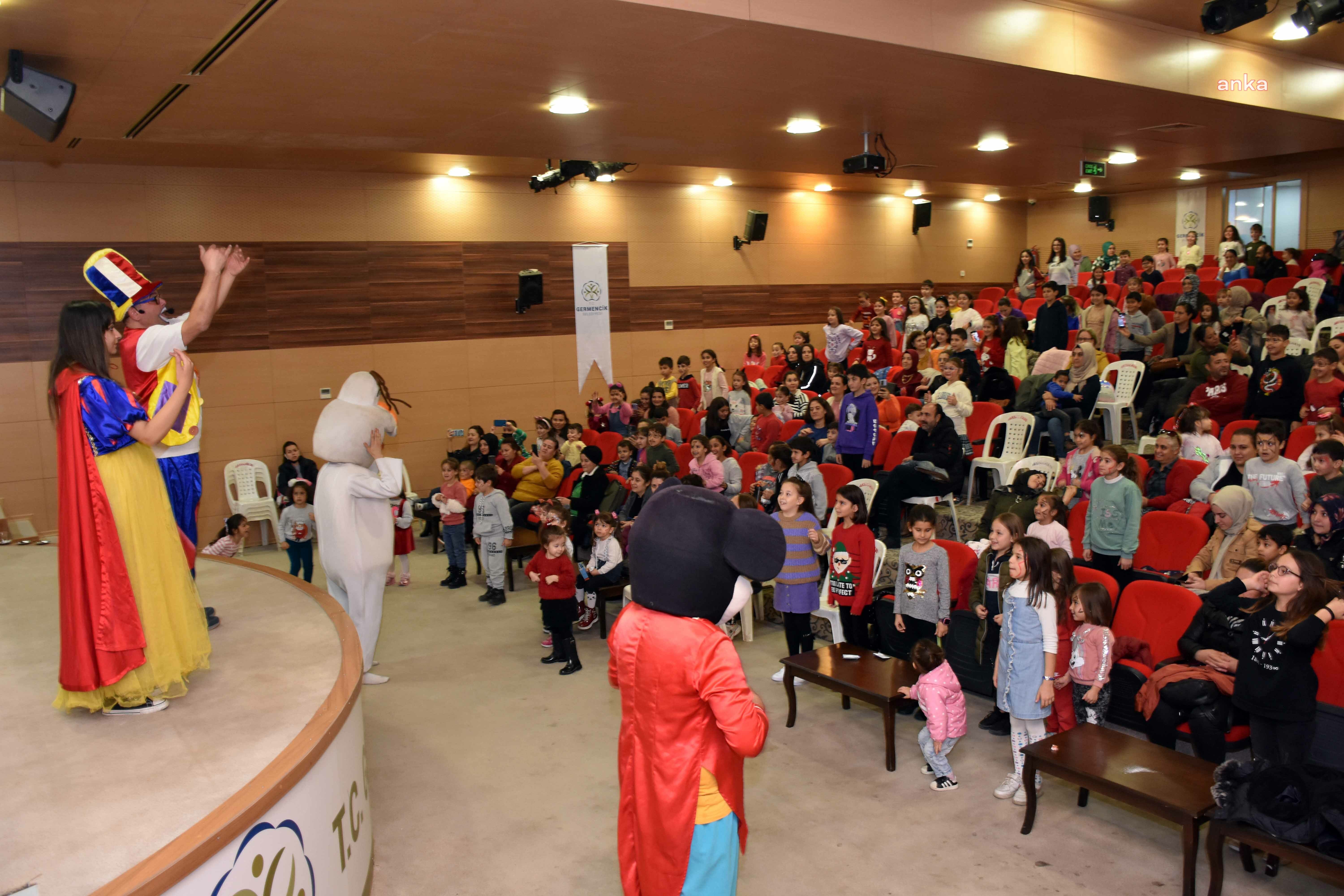 GERMENCİK BELEDİYESİ’NDEN ÇOCUKLARA ÖZEL YENİ YIL EĞLENCESİ