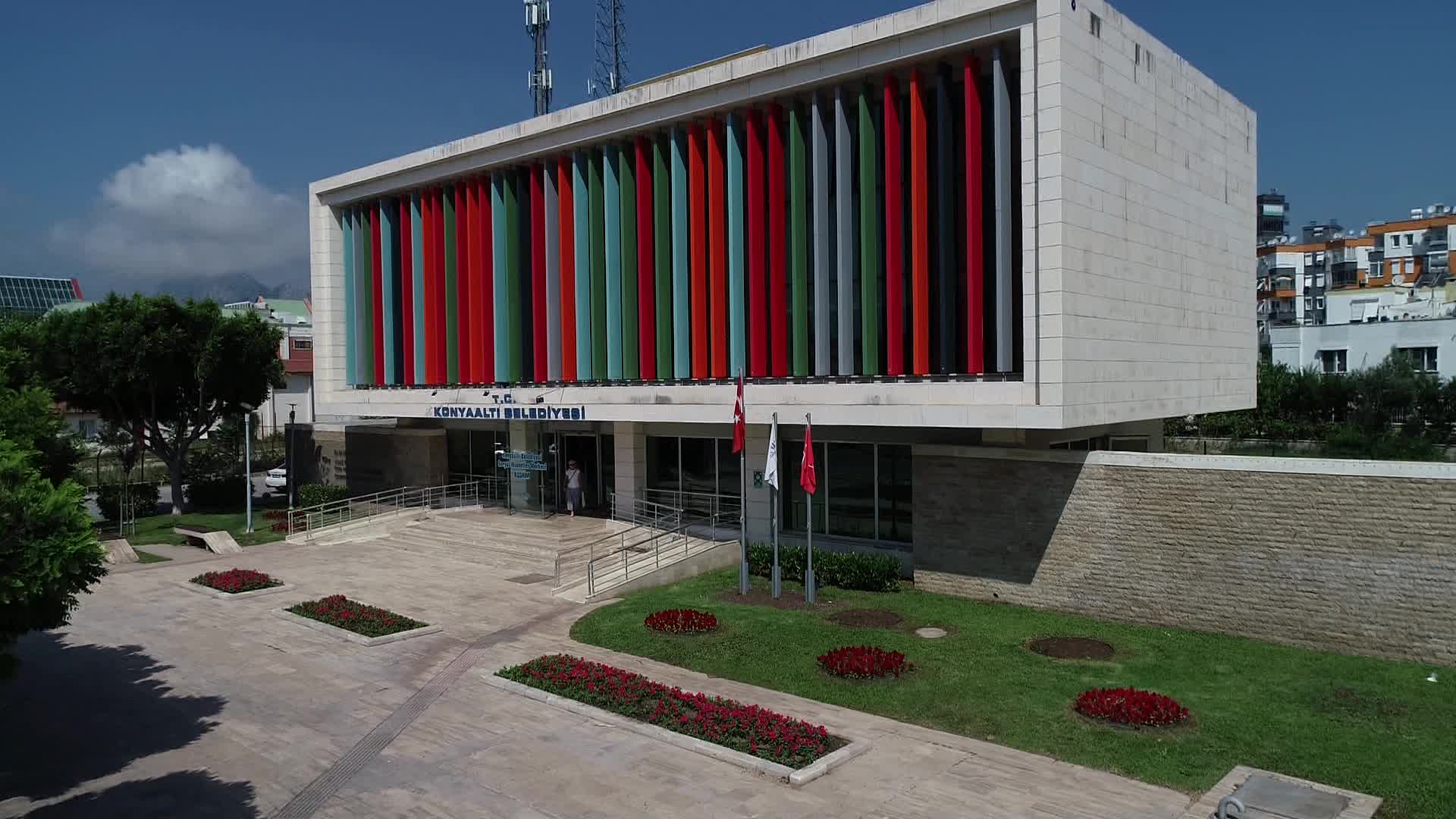 KONYAALTI BELEDİYESİ KÜTÜPHANESİ, İLKOKUL ÖĞRENCİLERİNİ AĞIRLADI