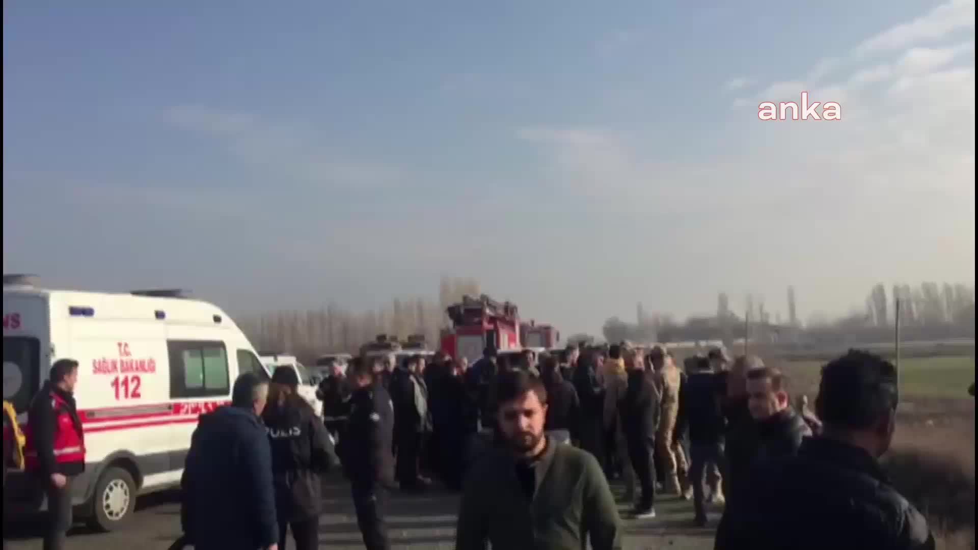 IĞDIR'DA ASKERİ ARAÇ DEVRİLDİ. İKİSİ AĞIR OLMAK ÜZERE 10 ASKER YARALANDI